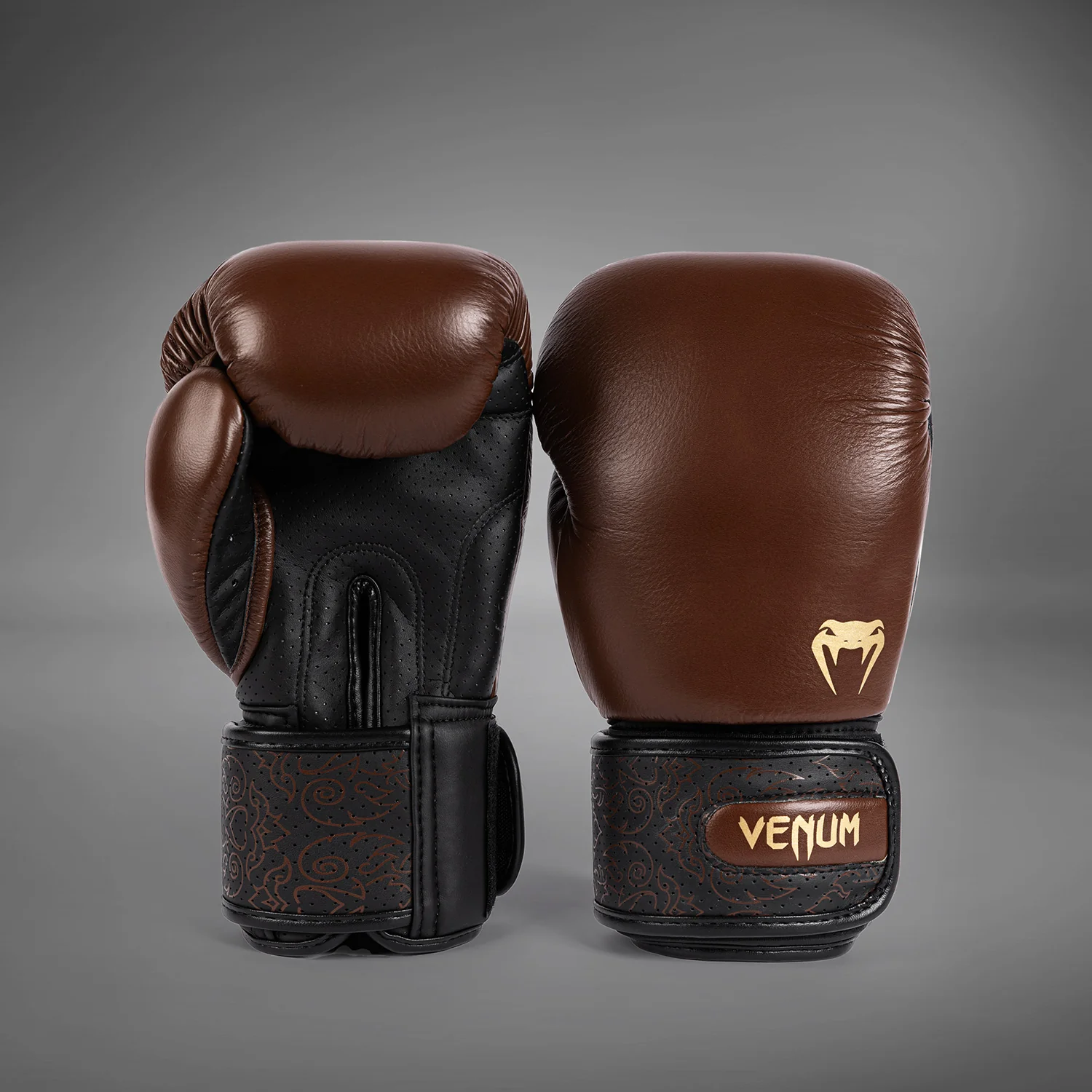 Venum Power 2.0 Boxing Gloves - Chocolate Brown - Image 2