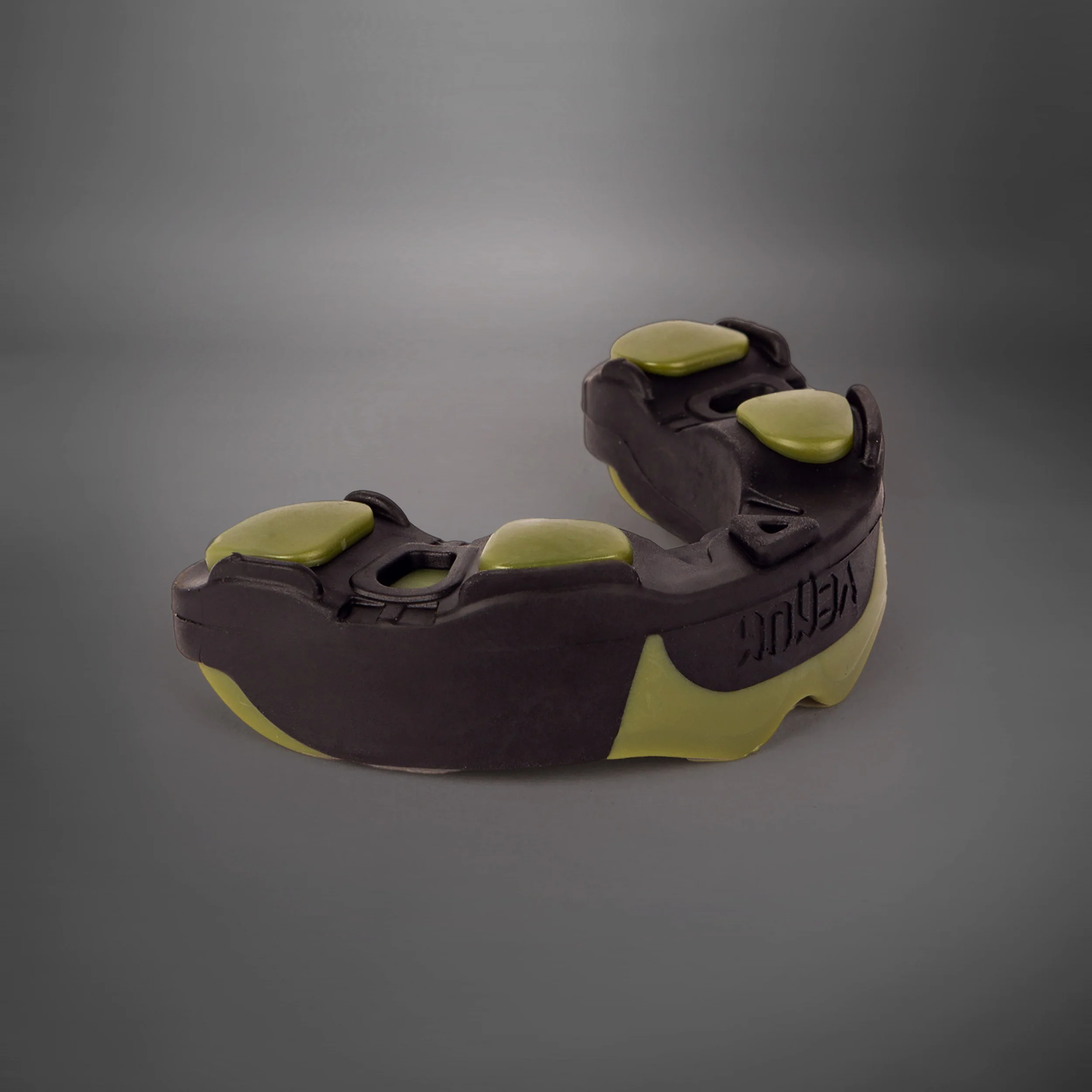 Venum Predator Mouthguard – Black/Kaki - Image 3