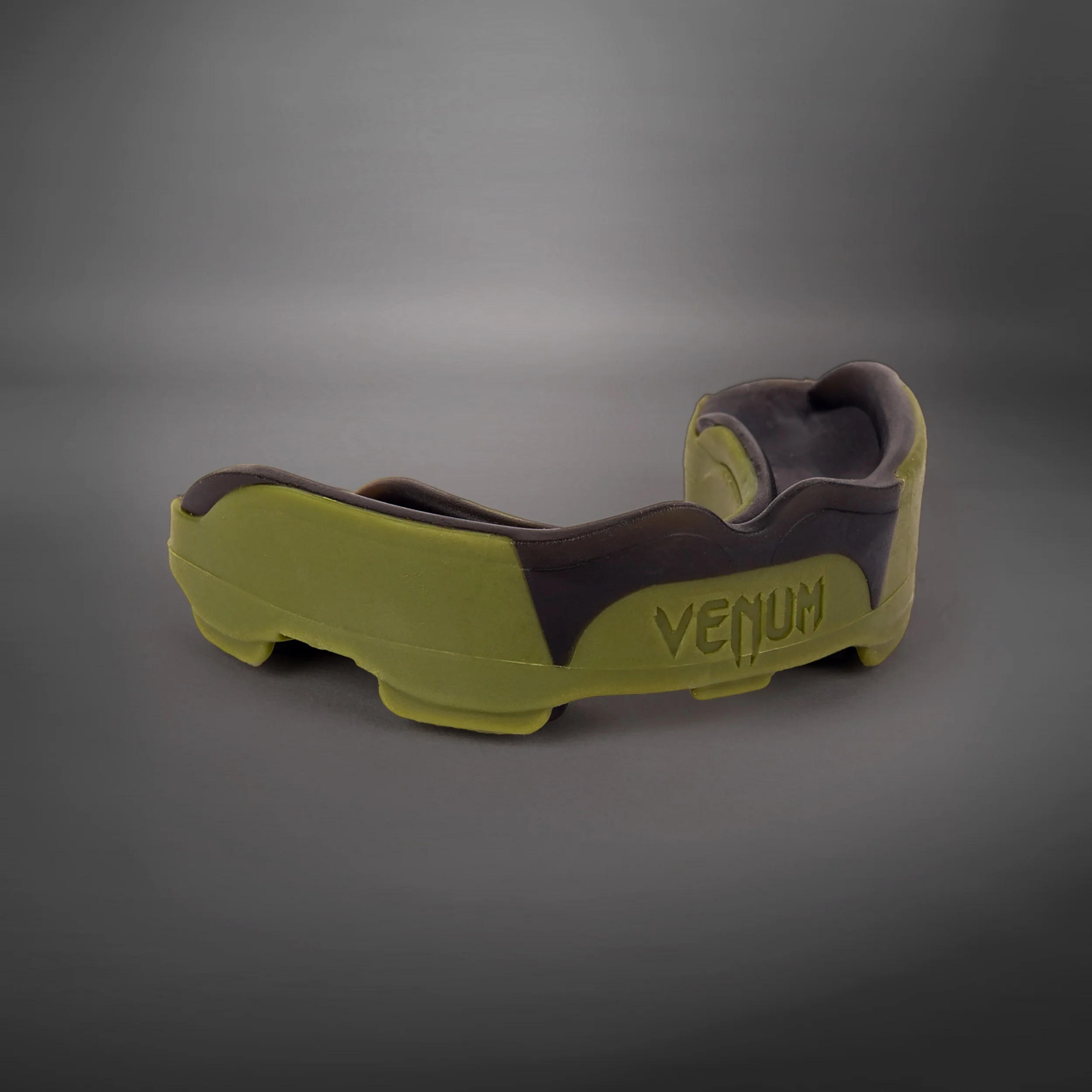 Venum Predator Mouthguard – Black/Kaki - Image 7