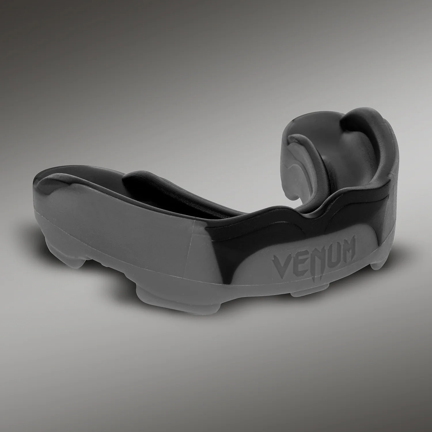 Venum Predator Mouthguard - Grey - Image 3