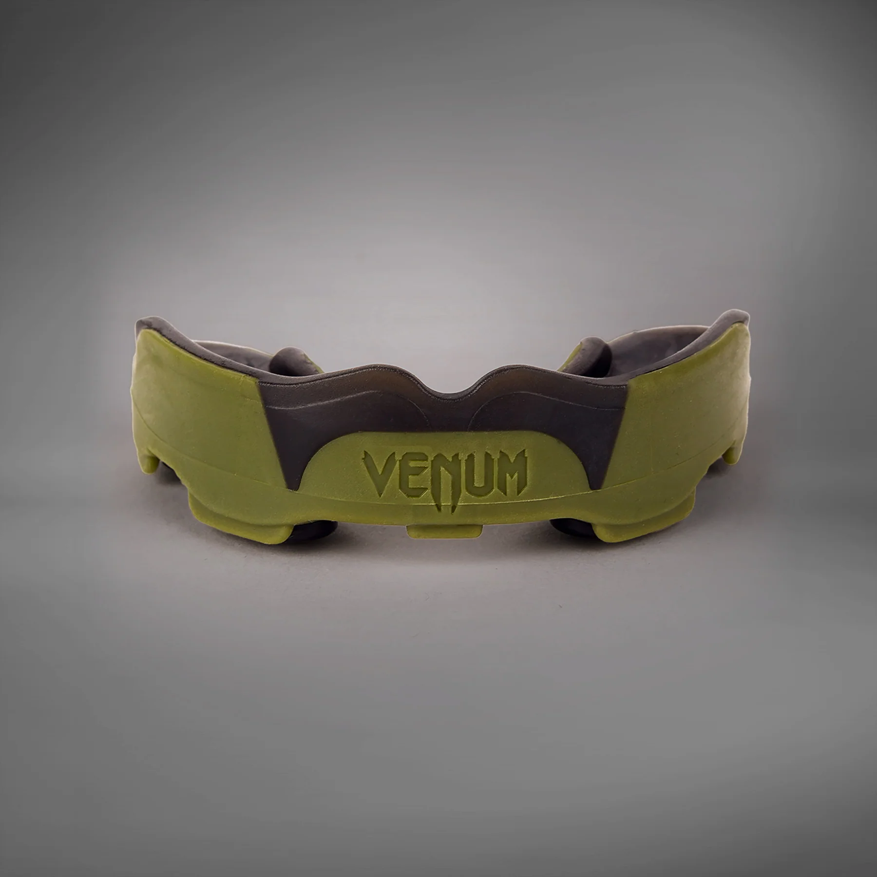 Venum Predator Mouthguard – Kaki/Black - Image 2