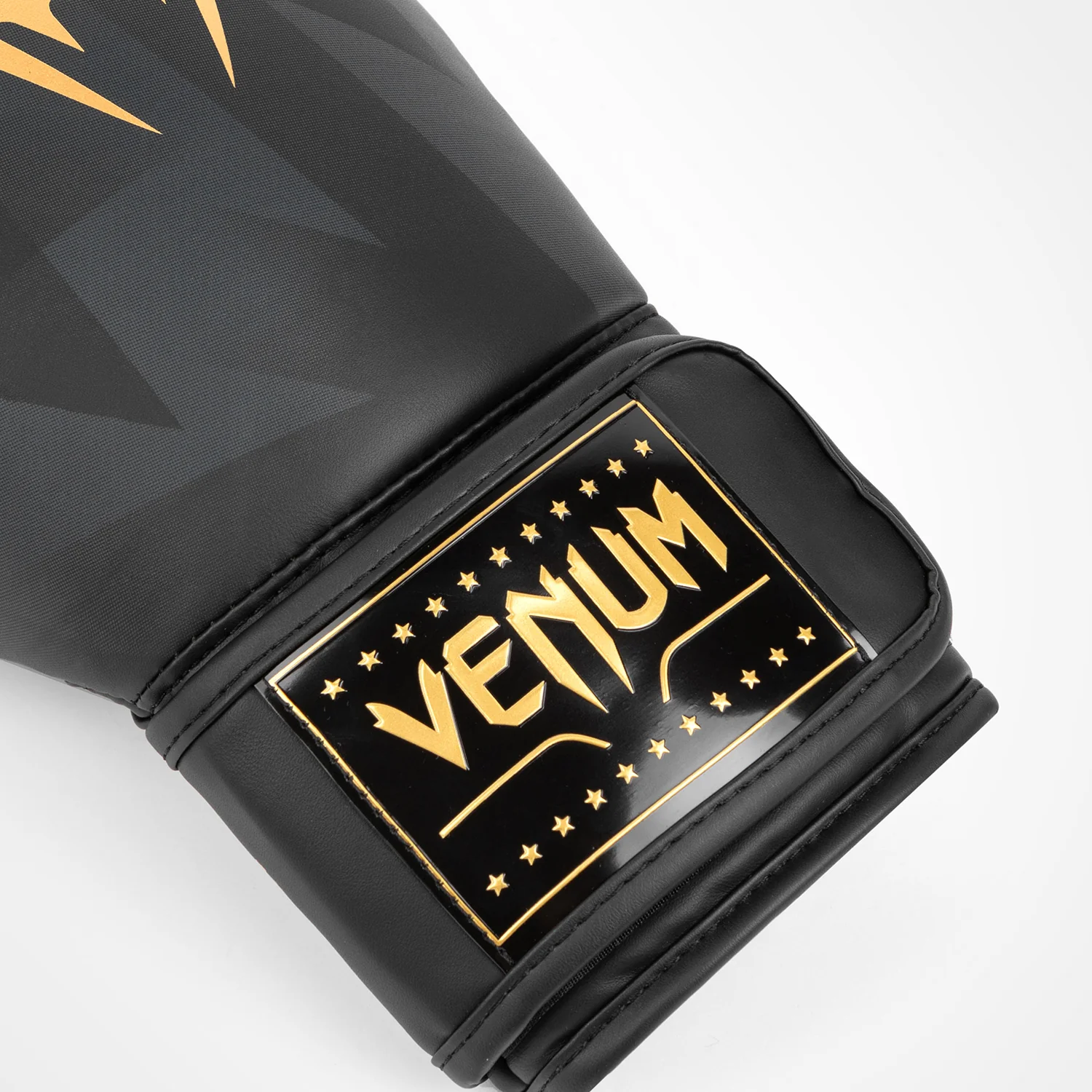Venum Razor Boxing Gloves - Black/Gold - Image 3