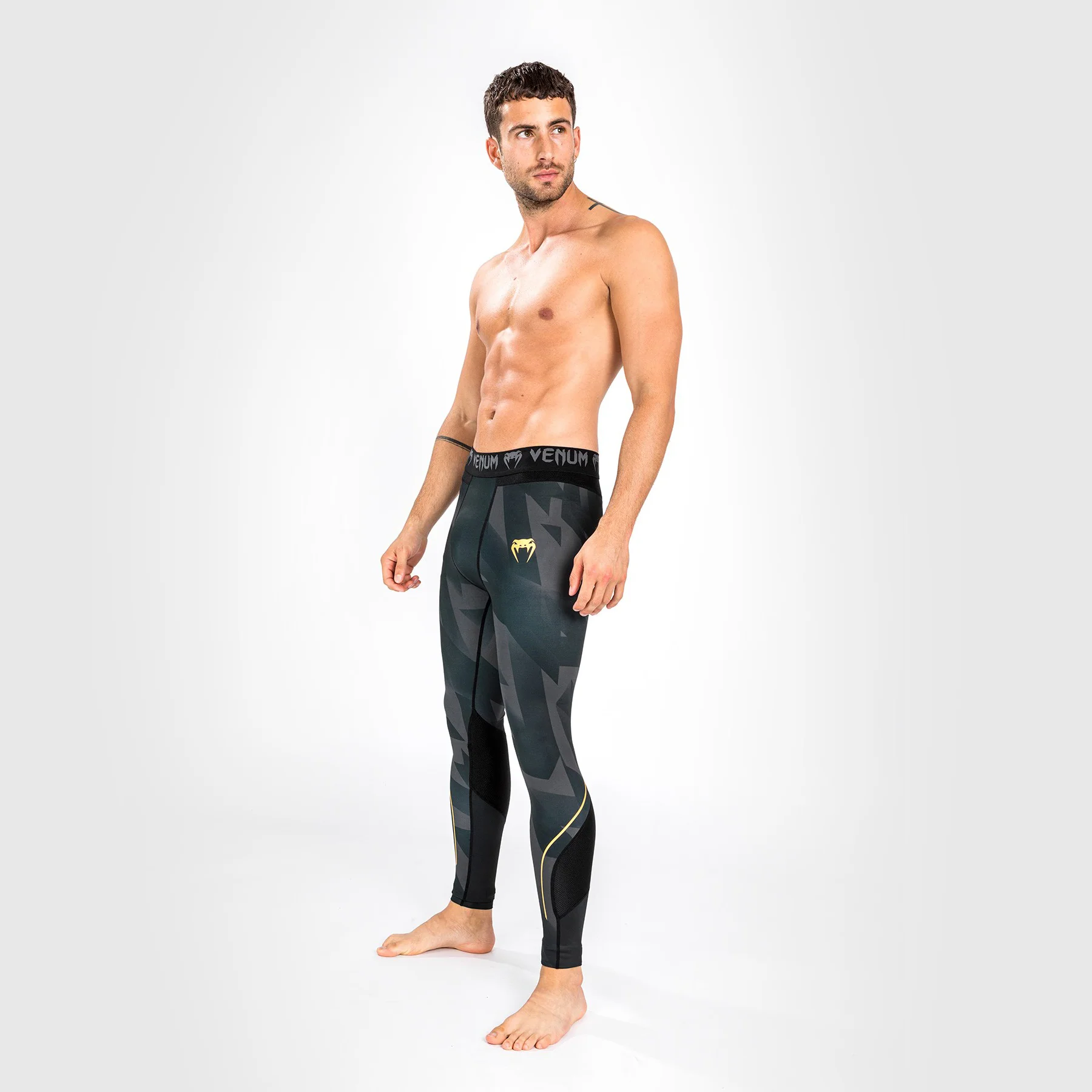 Venum Razor Spats - Black/Gold - Image 3