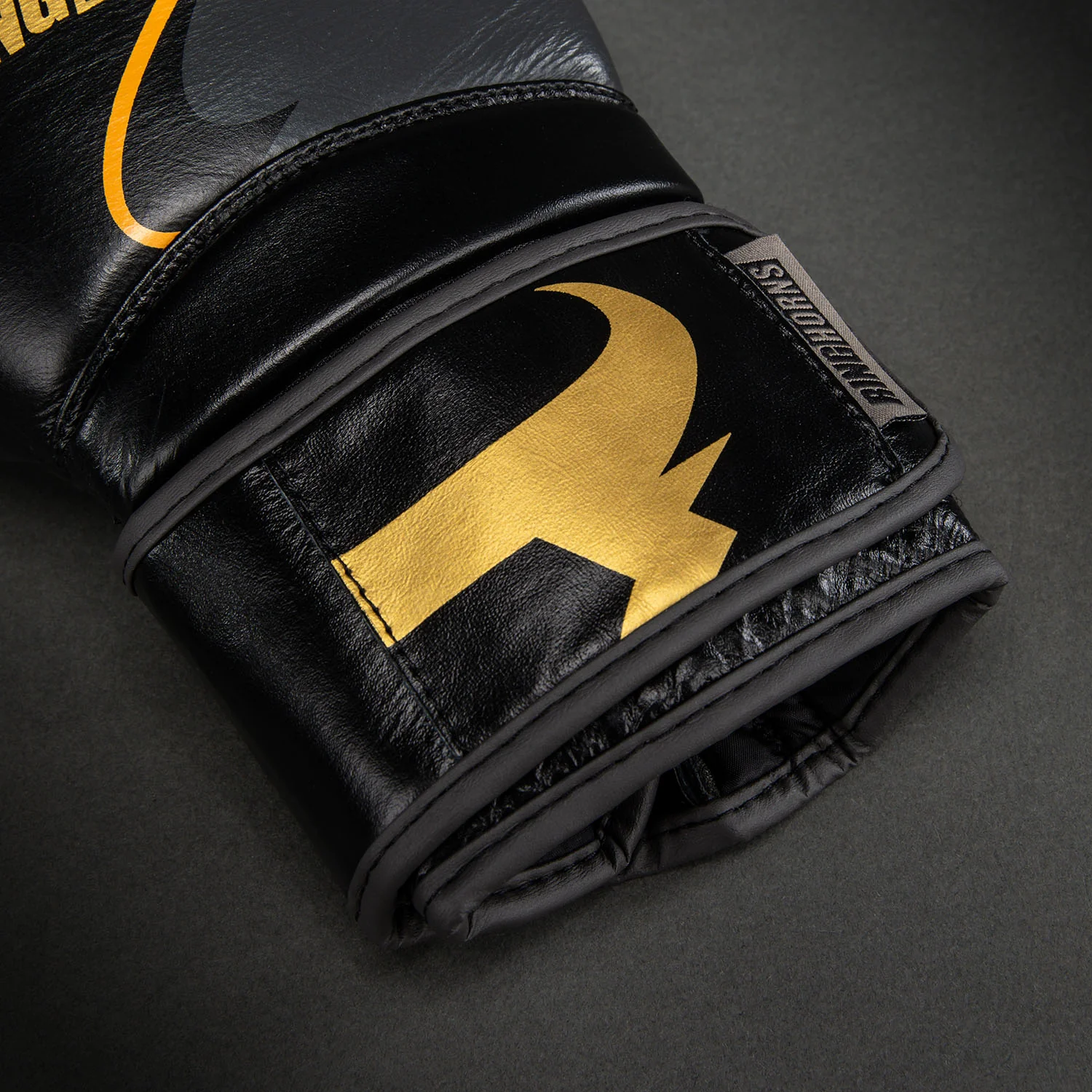 Ringhorns Charger by Venum Boxing Gloves - Black/Gold - Image 3