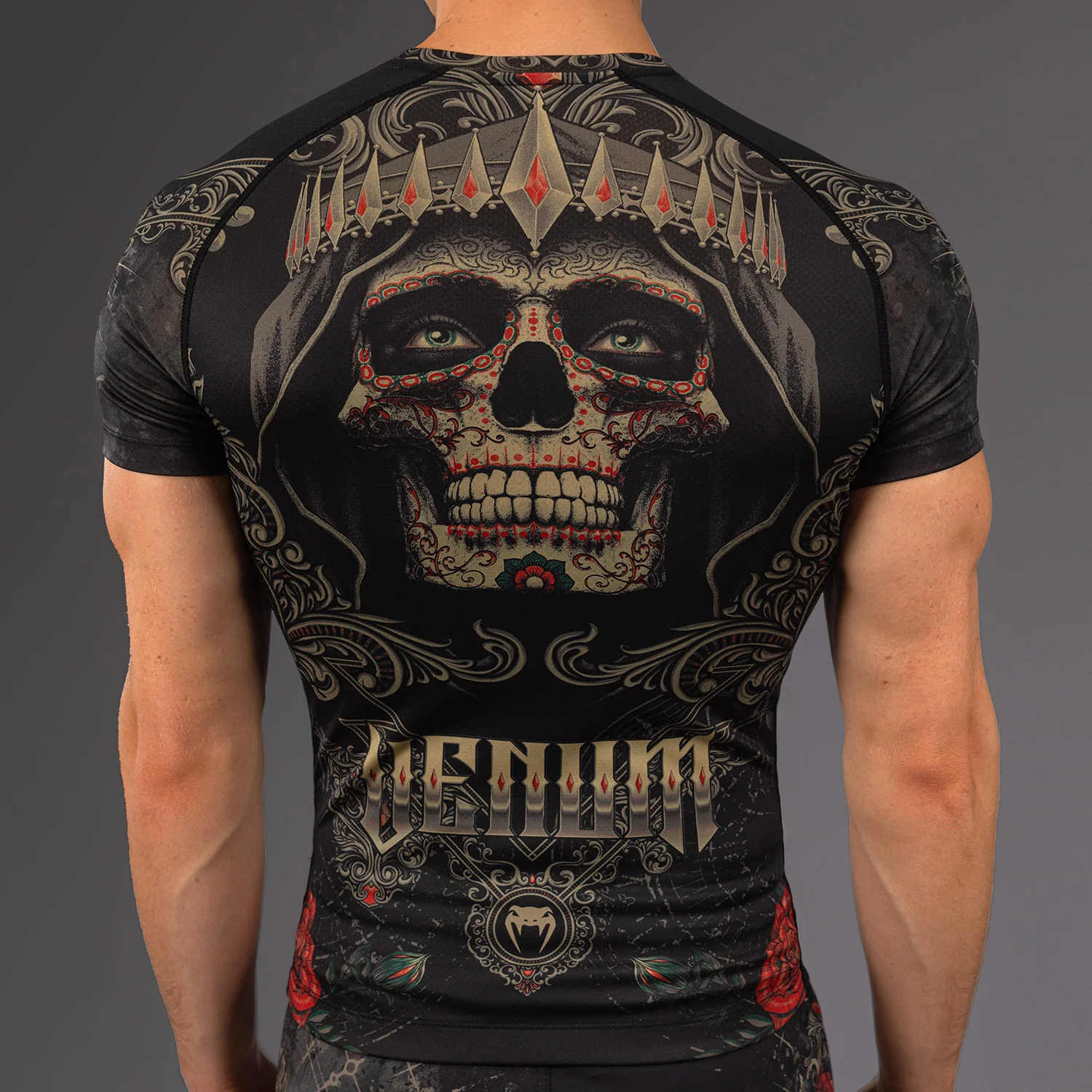 Venum Santa Muerte 5.0 Men’s Short Sleeve Rashguard - Deep Black/Gold - Image 5
