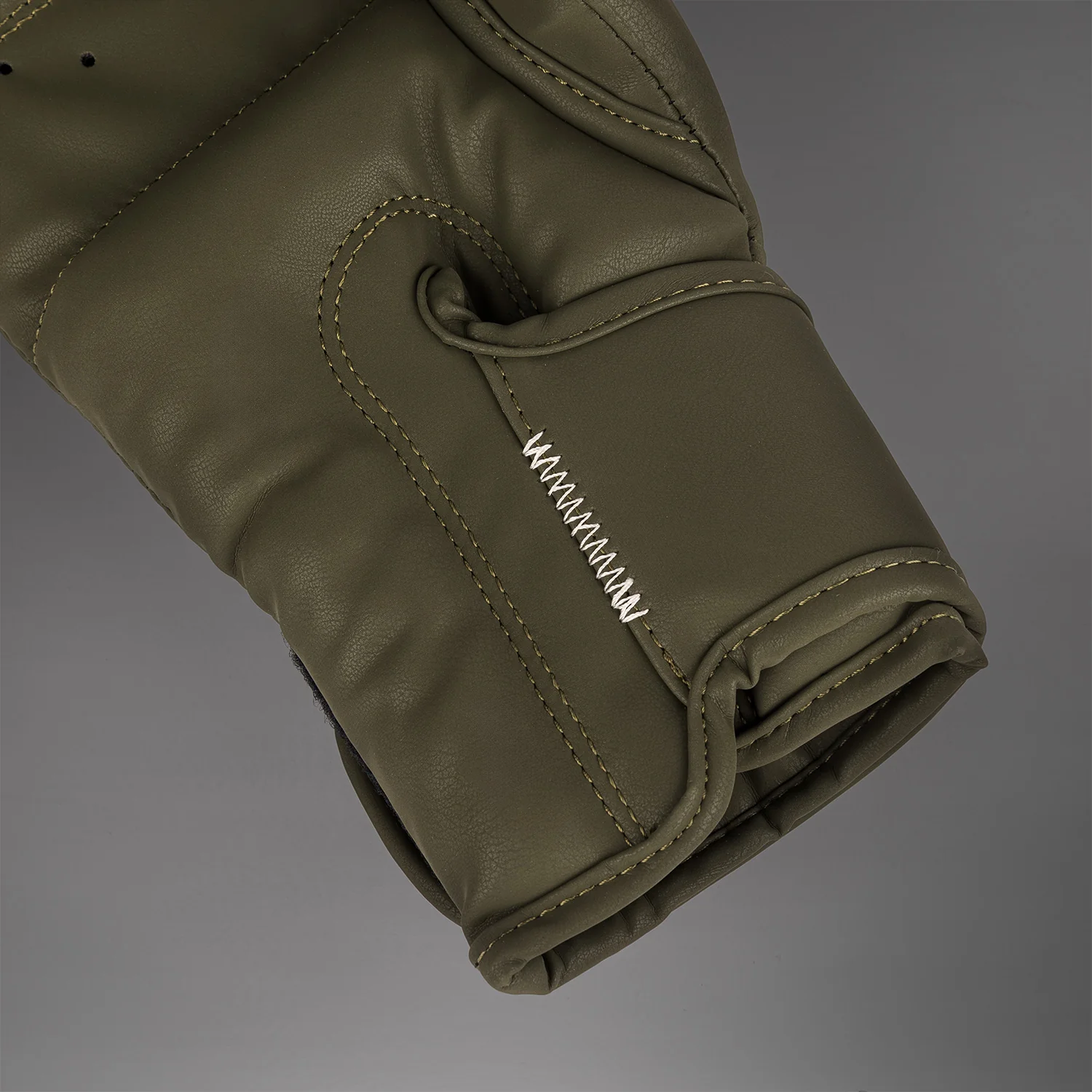 Venum Serpenti Boxing Gloves - Khaki/Bronze/Ivory - Image 5