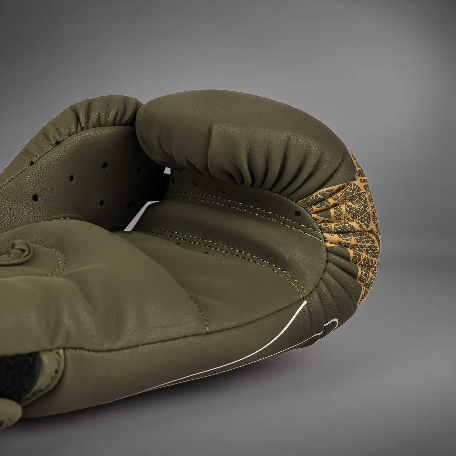 Venum Serpenti Boxing Gloves - Khaki/Bronze/Ivory - Image 6