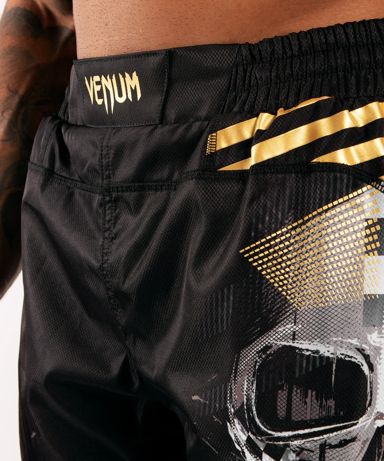 Venum Skull Fightshorts - Black - Image 4
