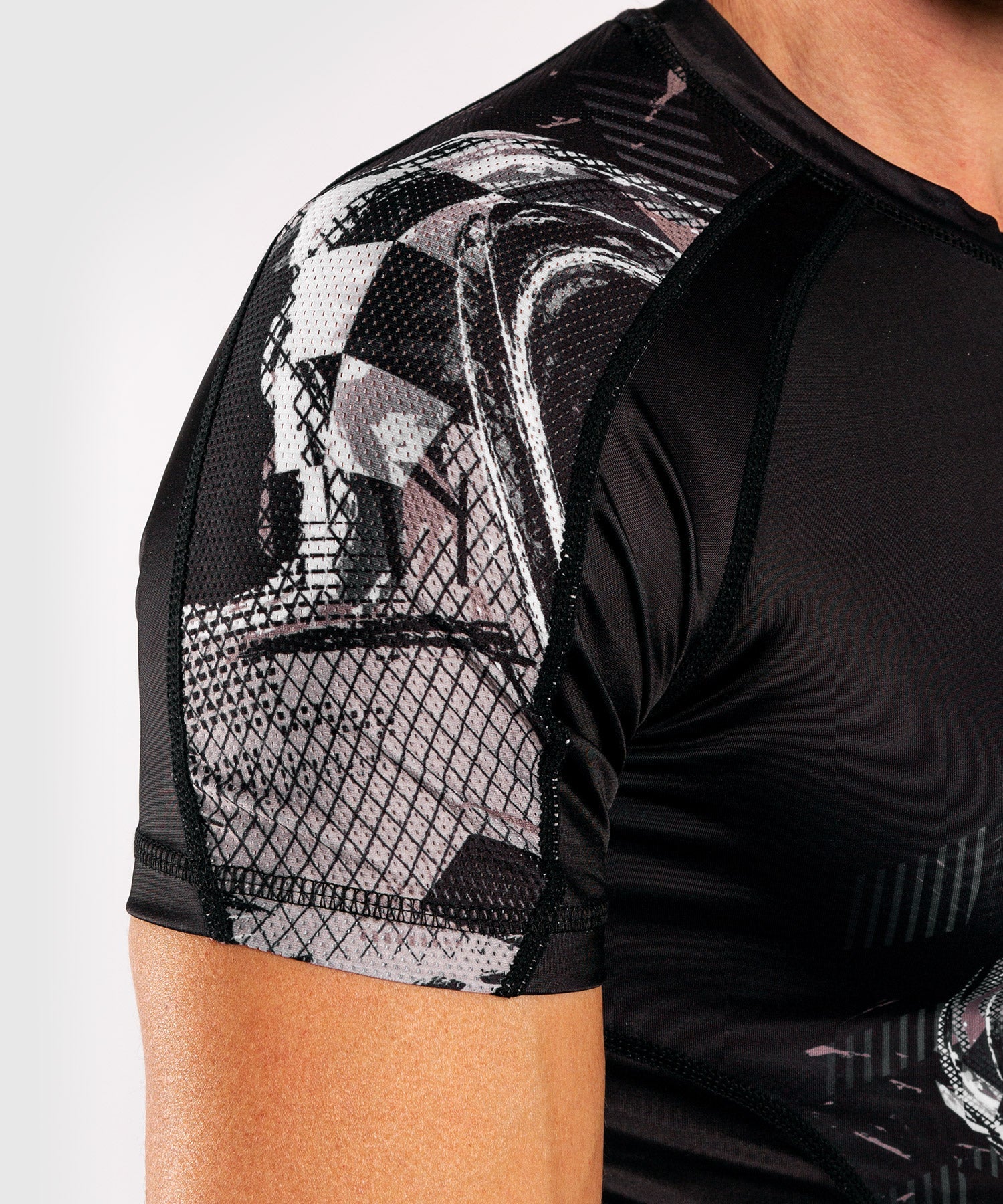 Venum Skull Rashguard - Short sleeves - Black - Image 8