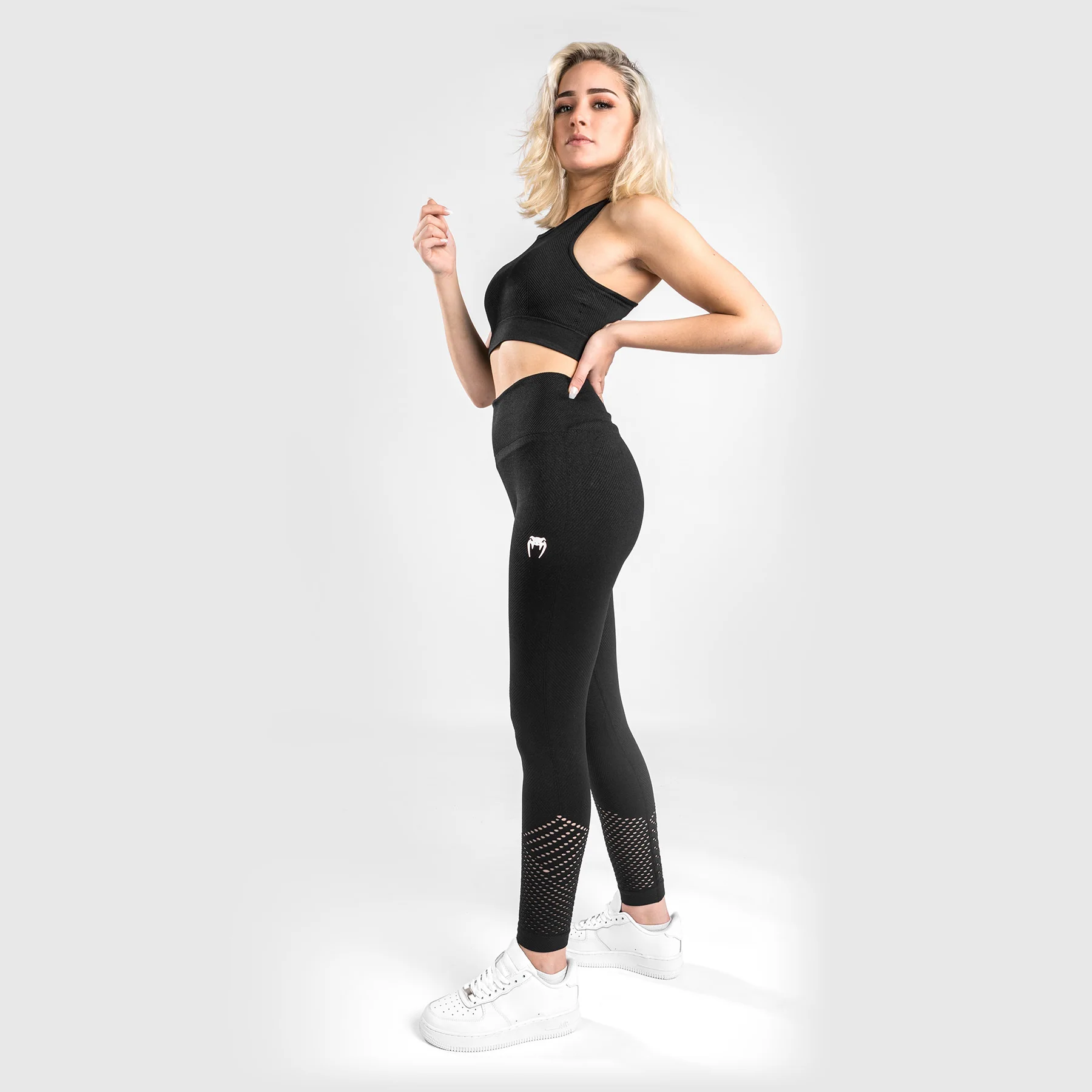 Venum Sparring Seamless 7/8 Leggings - For Women - Black - Image 2