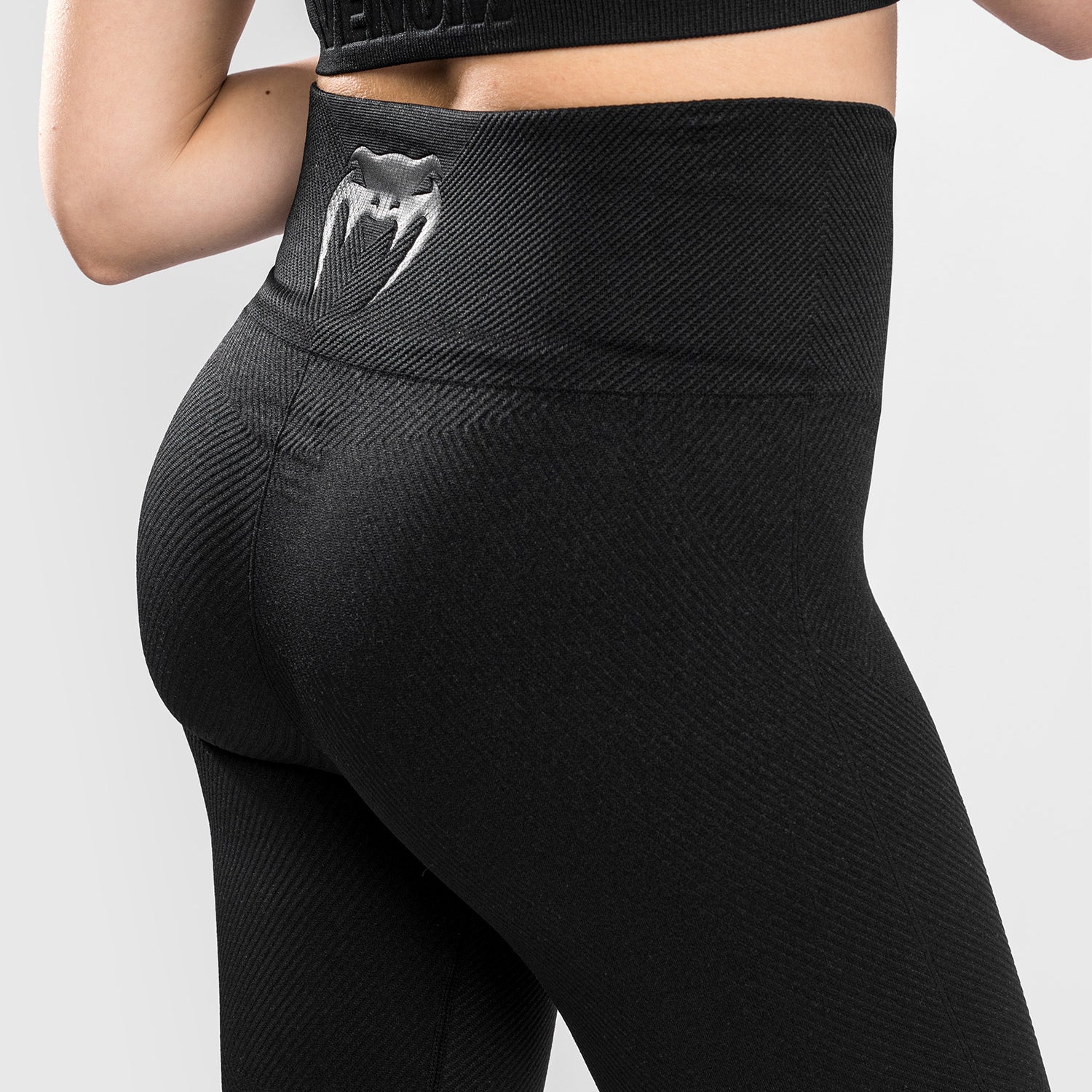 Venum Sparring Seamless 7/8 Leggings - For Women - Black - Image 7