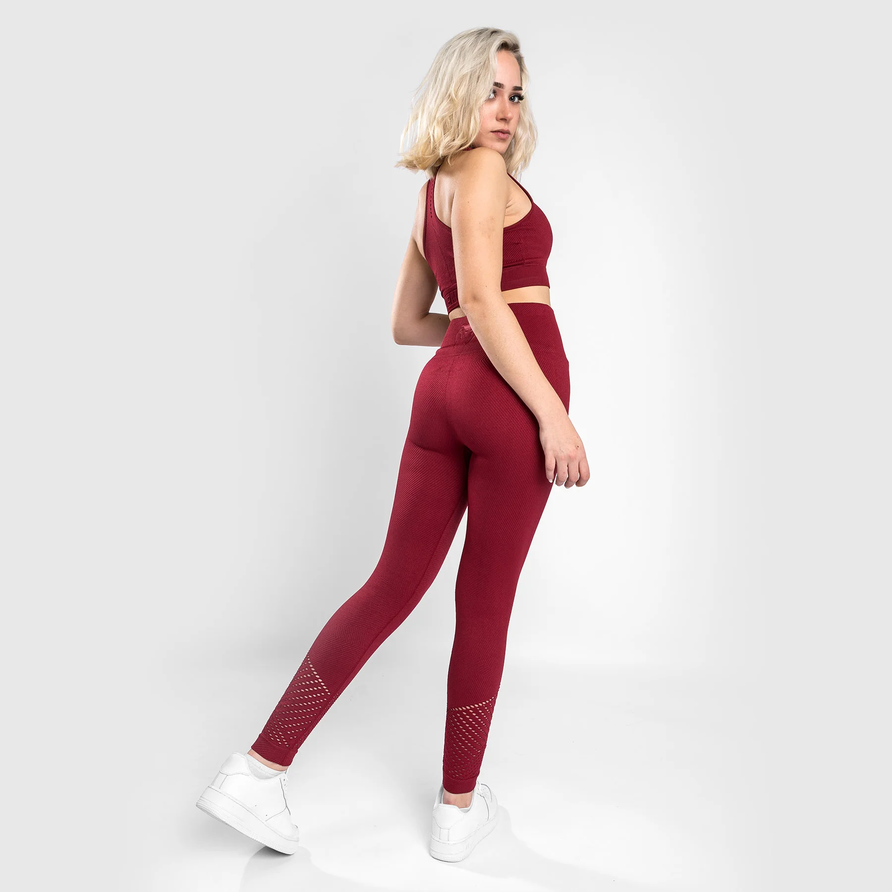 Venum Sparring Seamless 7/8 Leggings - For Women - Burgundy - Image 4