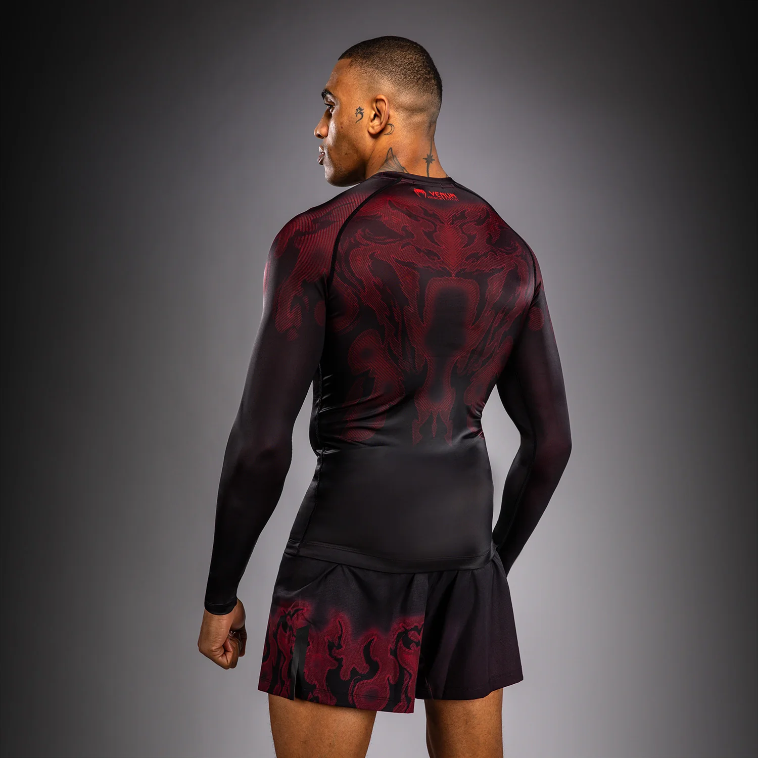 Venum Spectre Long Sleeve Rashguard - Black/Red - Image 4