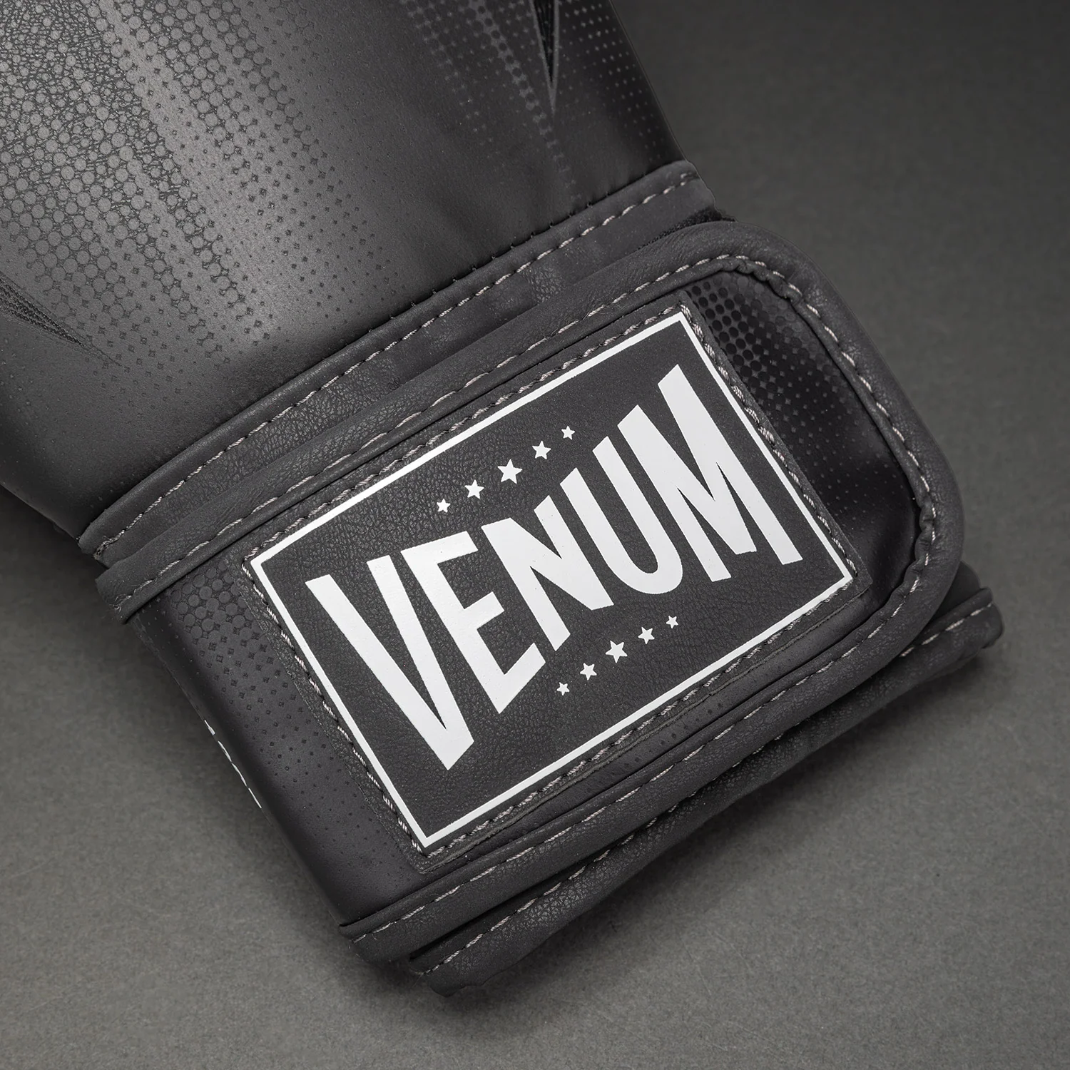 Venum Stealth Boxing Gloves - Black/White - Image 4