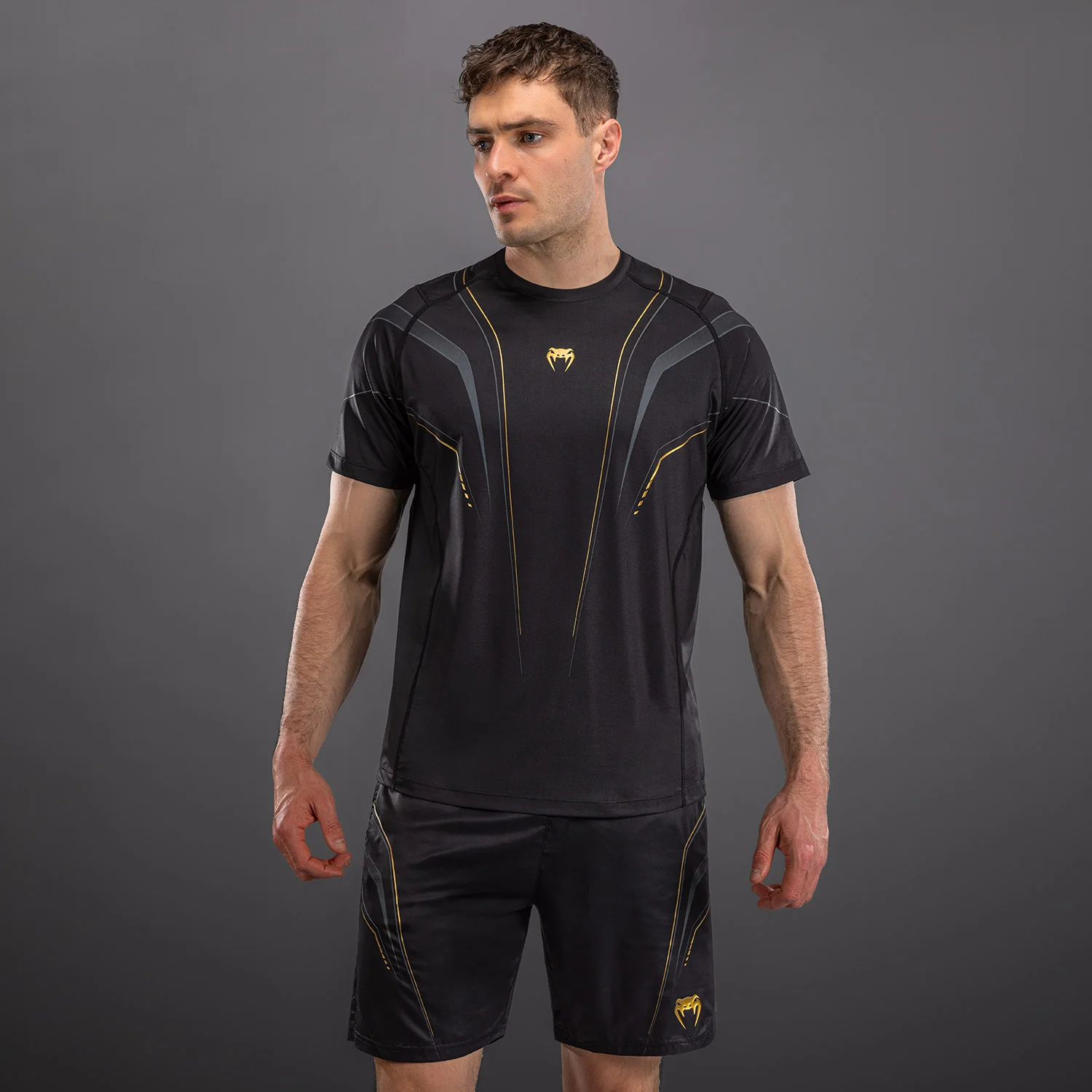 Venum Streamline Dry-Tech T-Shirt - Black/Gold