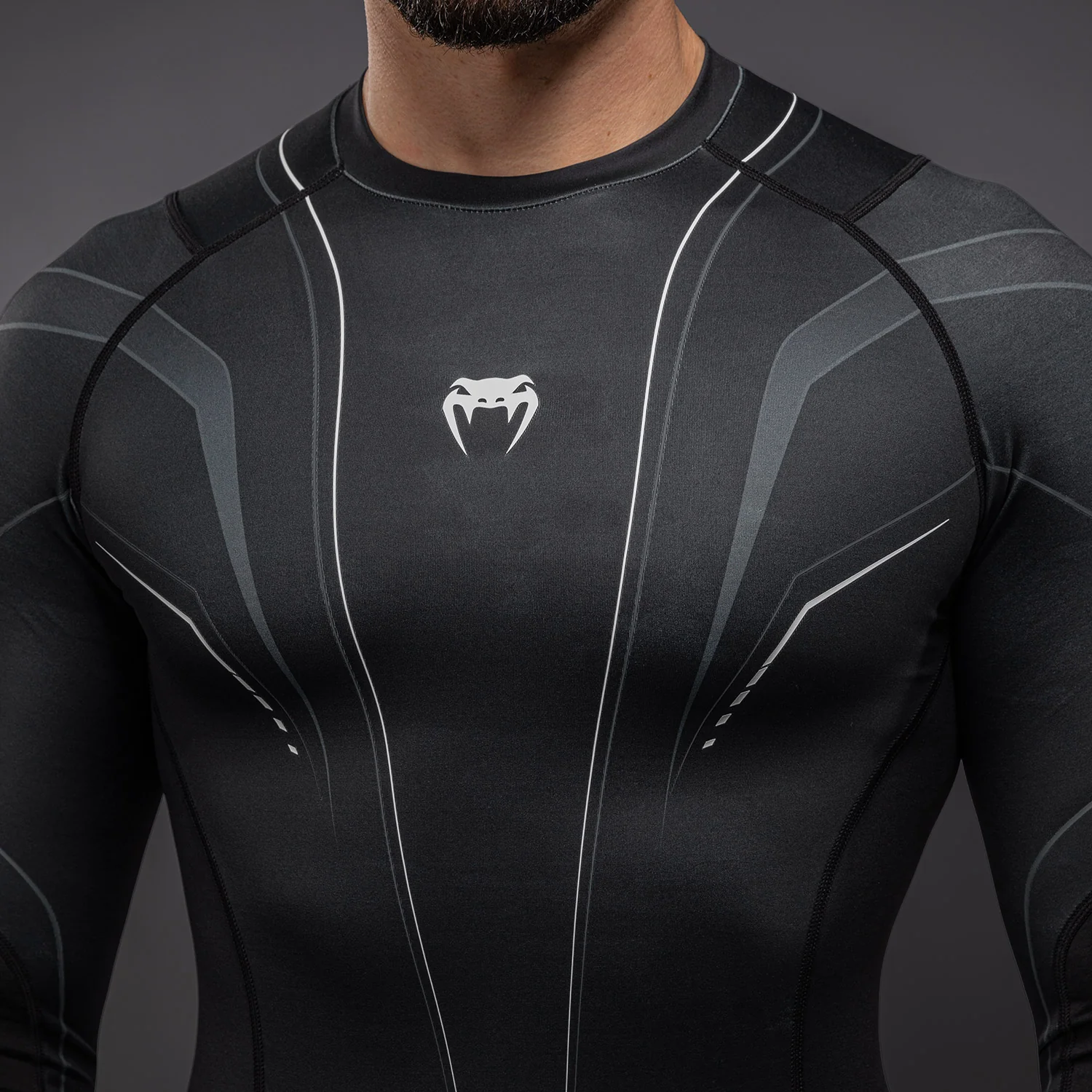 Venum Streamline Long Sleeve Rashguard - Black/White - Image 6