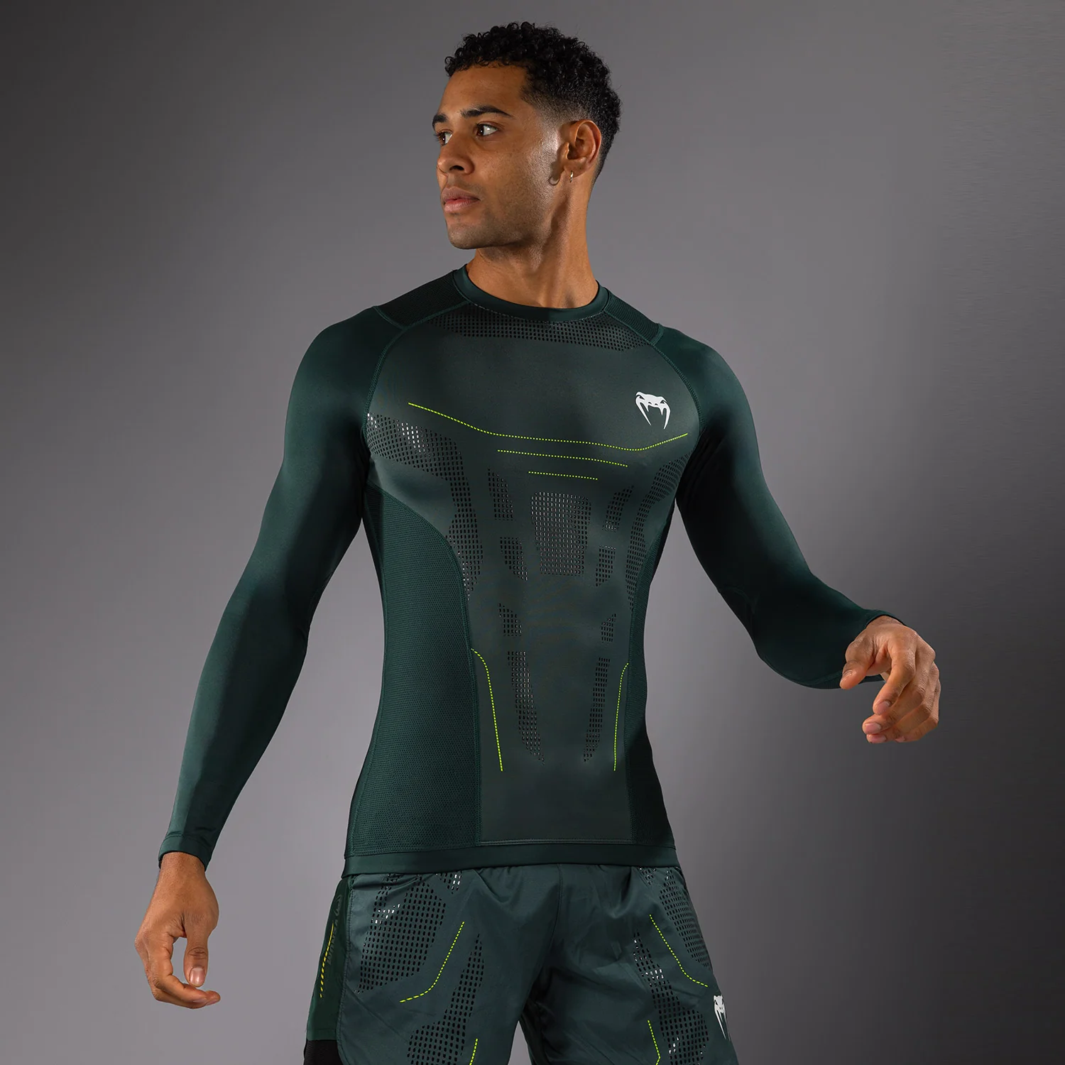 Venum Technical 3.0 Long Sleeve Rashguard - Forest Green