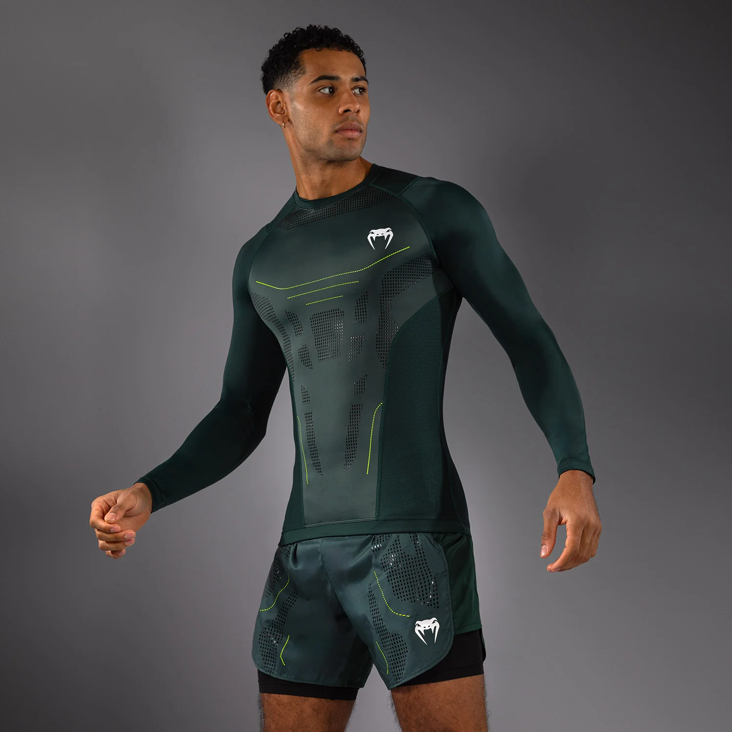 Venum Technical 3.0 Long Sleeve Rashguard - Forest Green - Image 4