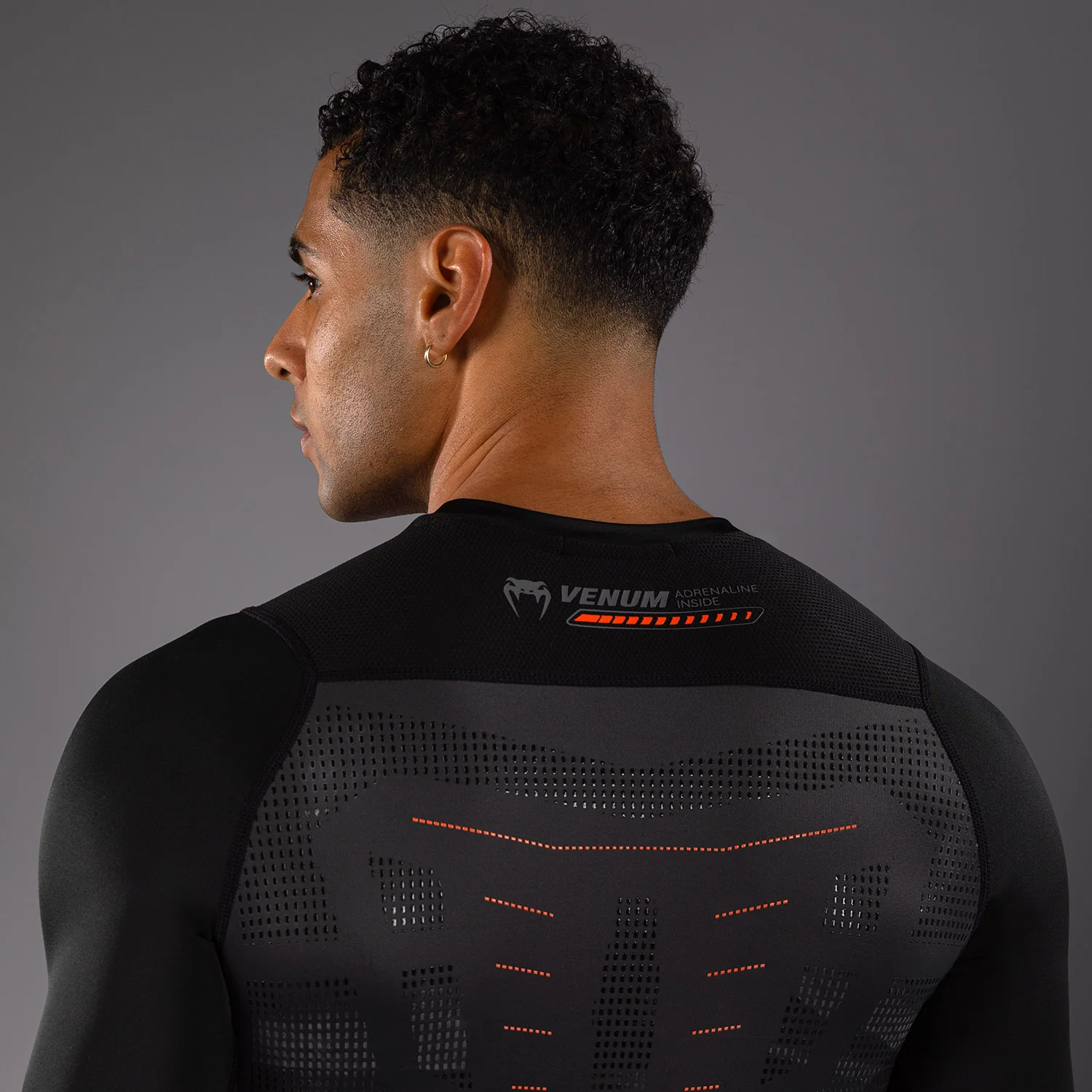 Venum Technical 3.0 Long Sleeve Rashguard - Graphite - Image 4