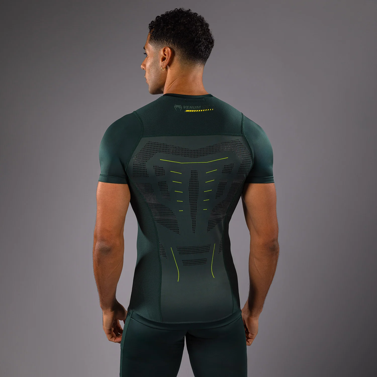 Venum Technical 3.0 Short Sleeve Rashguard - Forest Green - Image 4