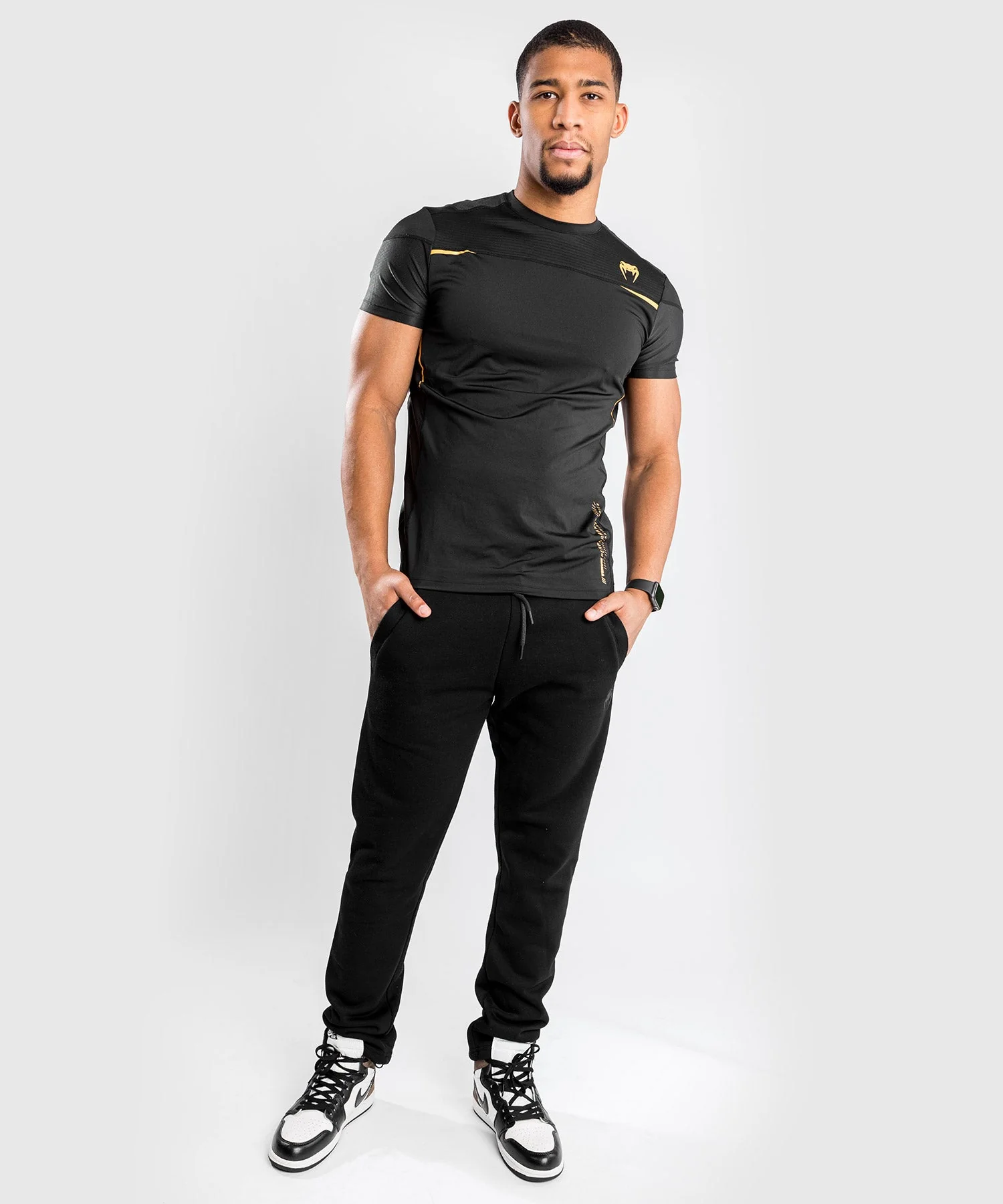 Venum Tempest 2.0 Dry tech T-shirt – Black/Gold - Image 4