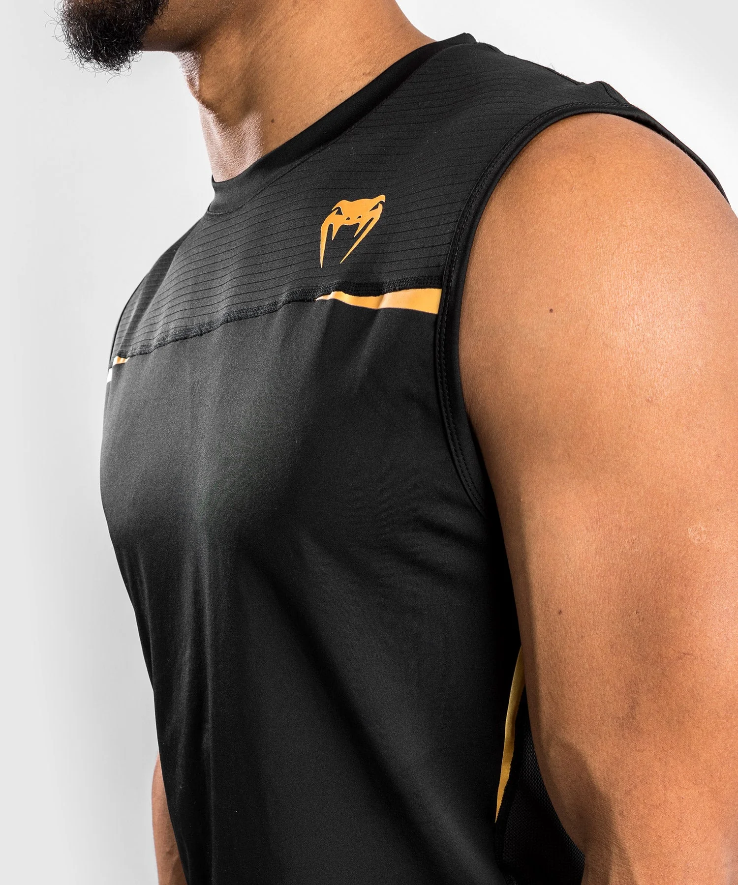 Venum Tempest 2.0 Dry tech Tank Top – Black/Gold - Image 2