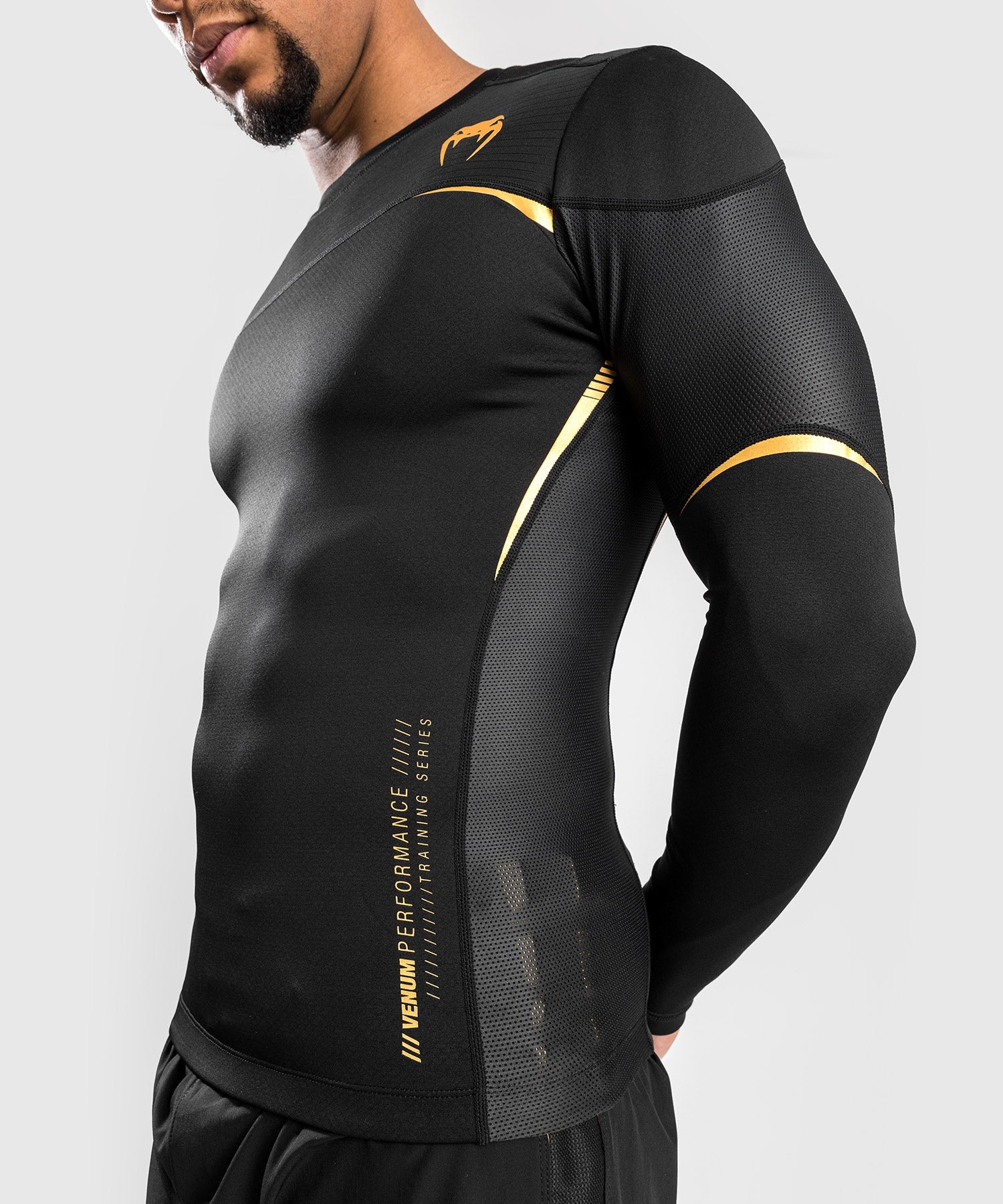 Venum Tempest 2.0 Rashguard Long Sleeves – Black/Gold - Image 5