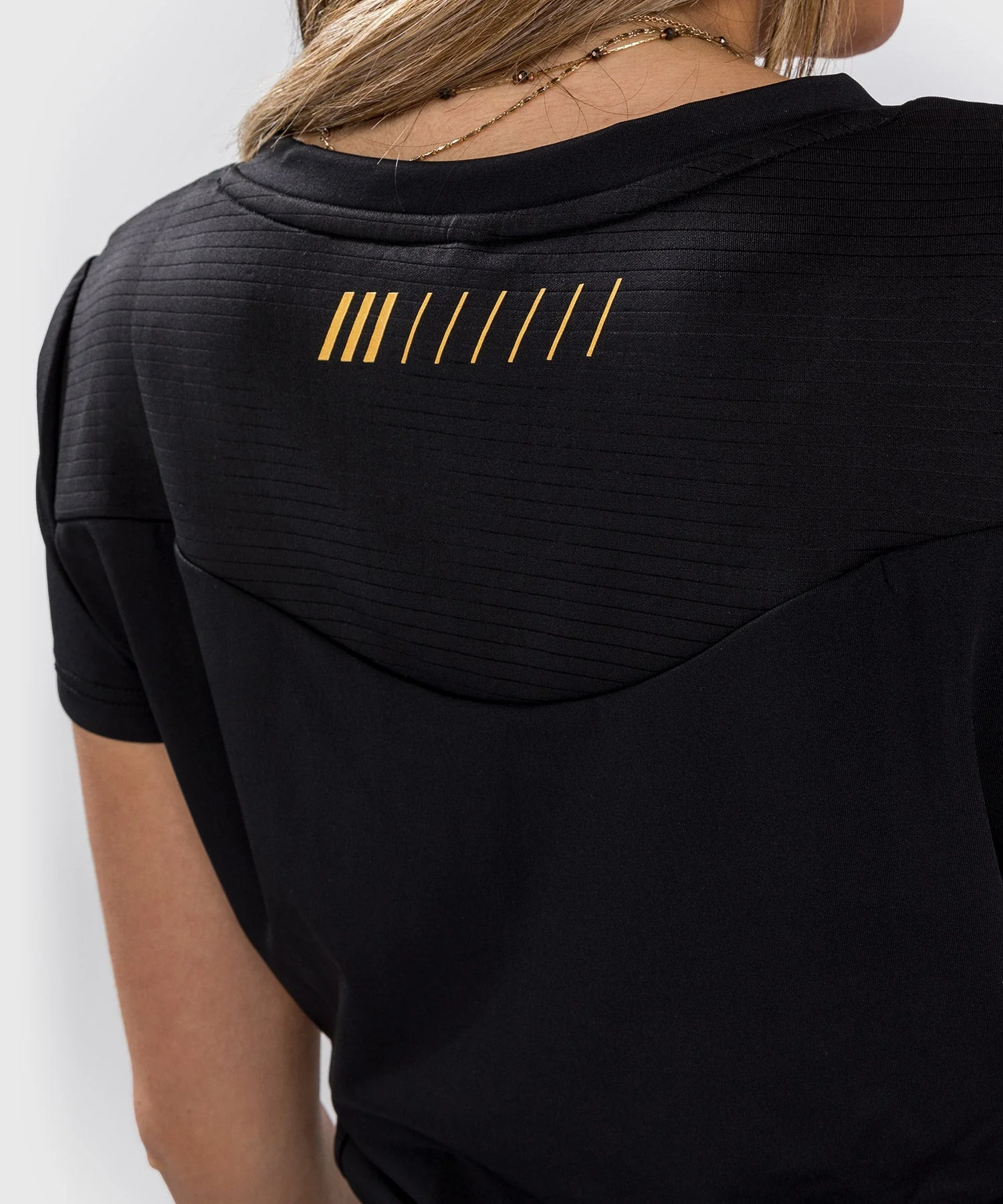 Venum Tempest 2.0 Women’s Dry tech T-shirt – Black/Gold - Image 7