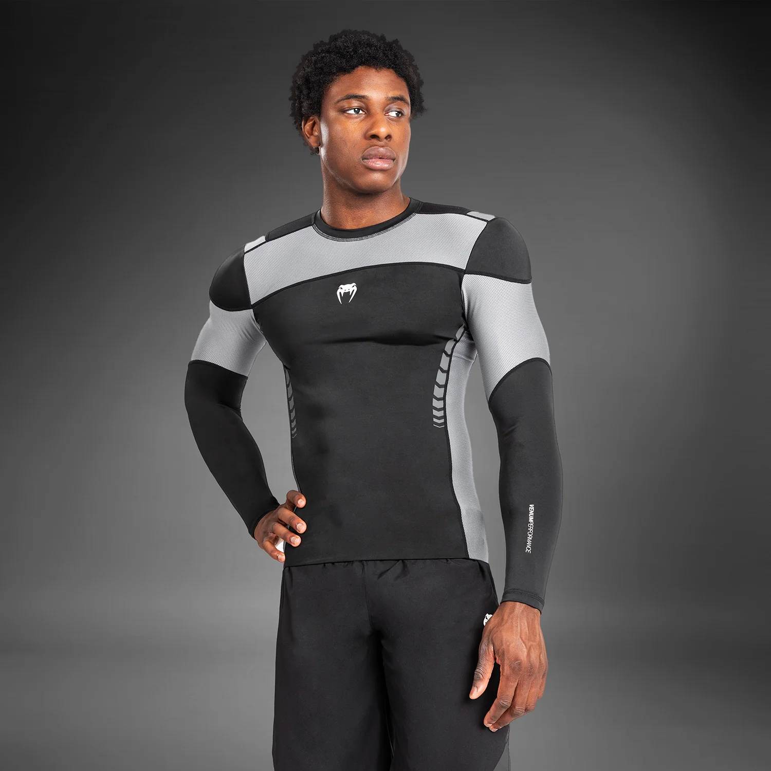 Venum Tempest Men's Long Sleeve Rashguard - Black/Grey - Image 7