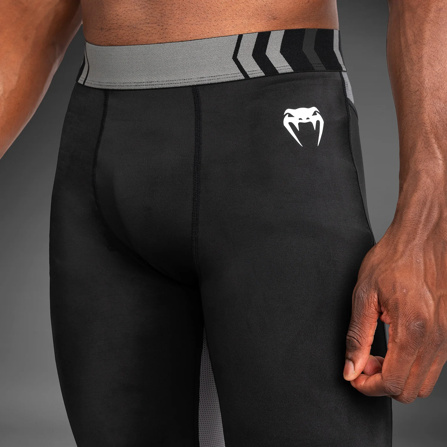 Venum Tempest Men's Spats - Black/Grey - Image 3