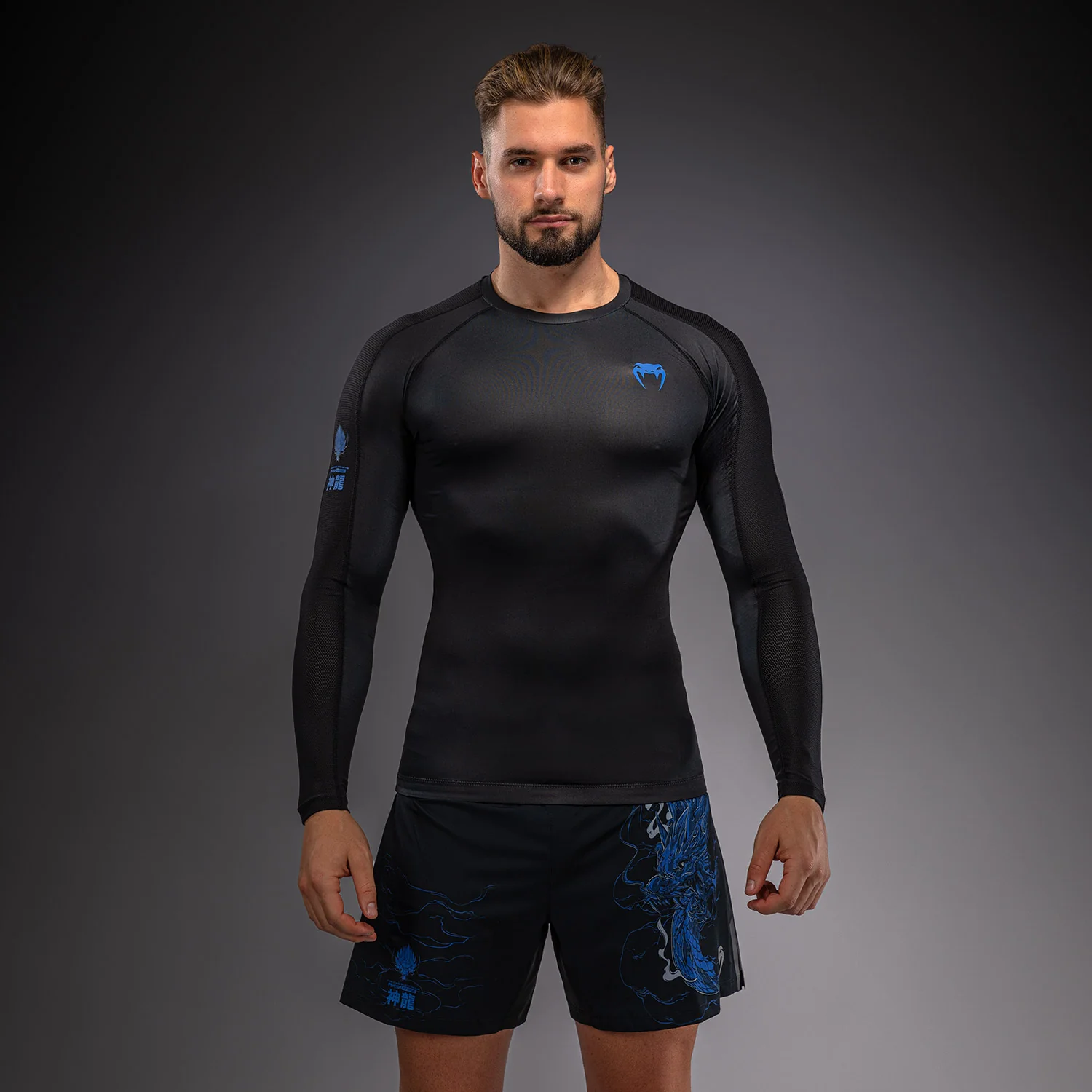 Venum Thunder Dragon Long Sleeve Rashguard - Black/Royal Blue - Image 2