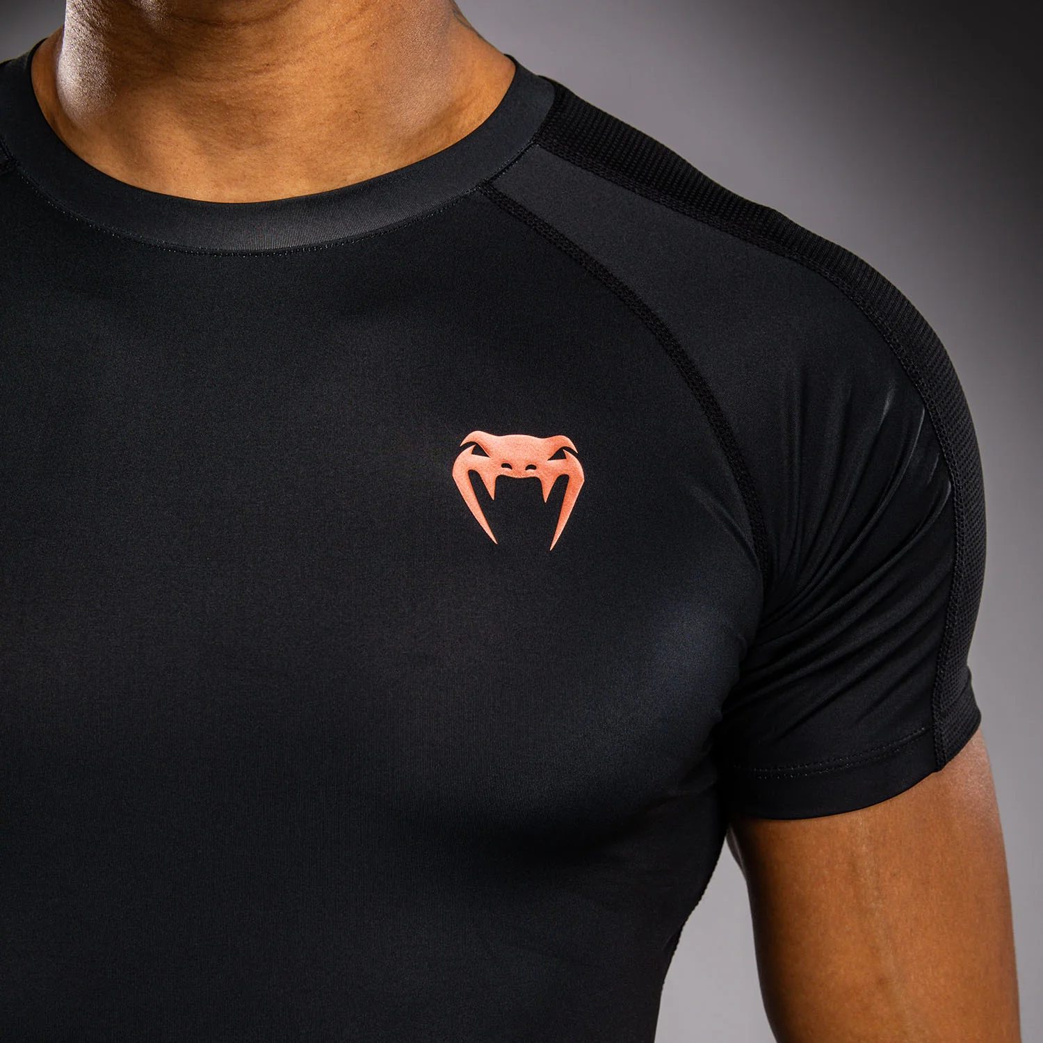 Venum Thunder Dragon Short Sleeves Rashguard - Black/Grey/Copper - Image 6