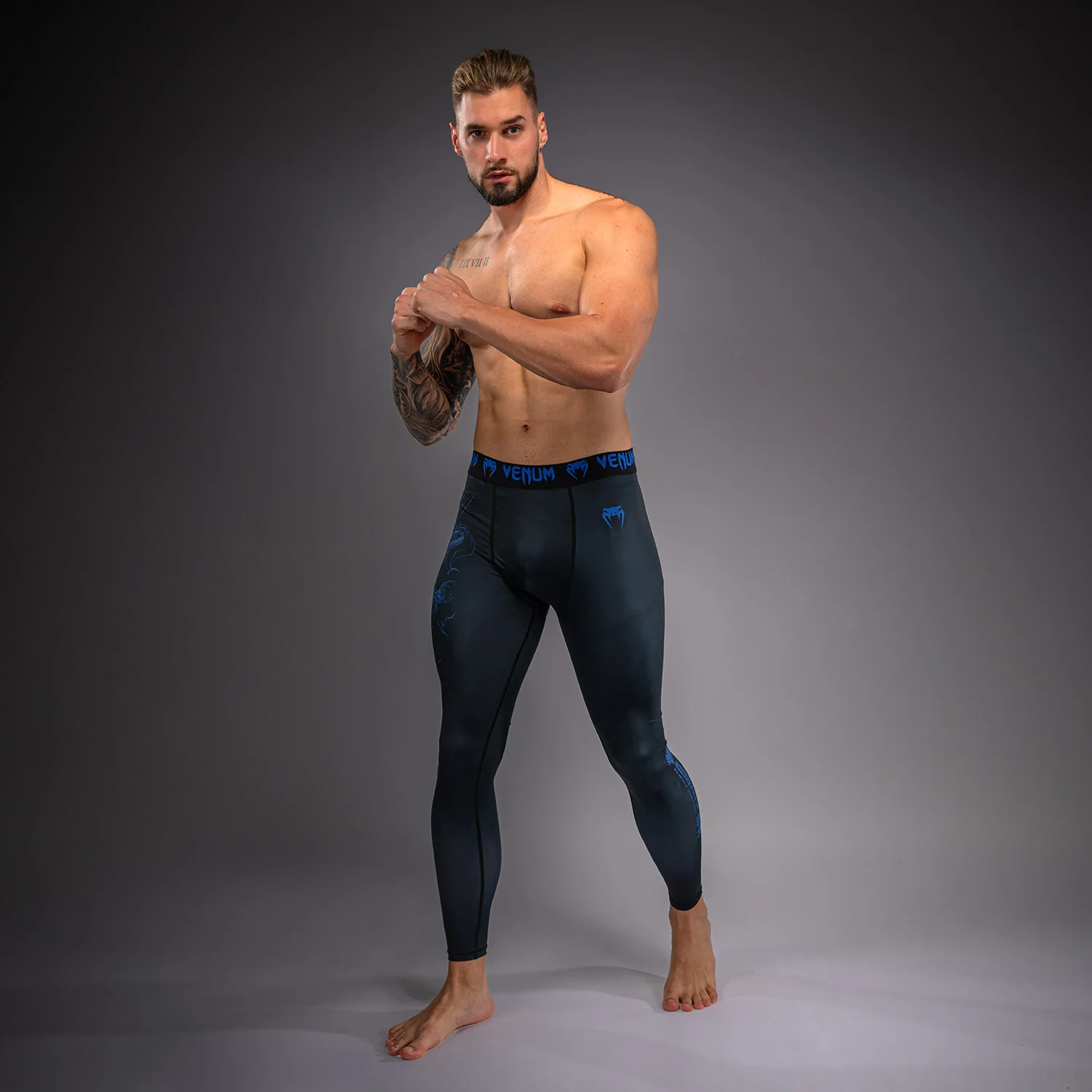 Venum Thunder Dragon Spats - Black/Royal Blue - Image 2
