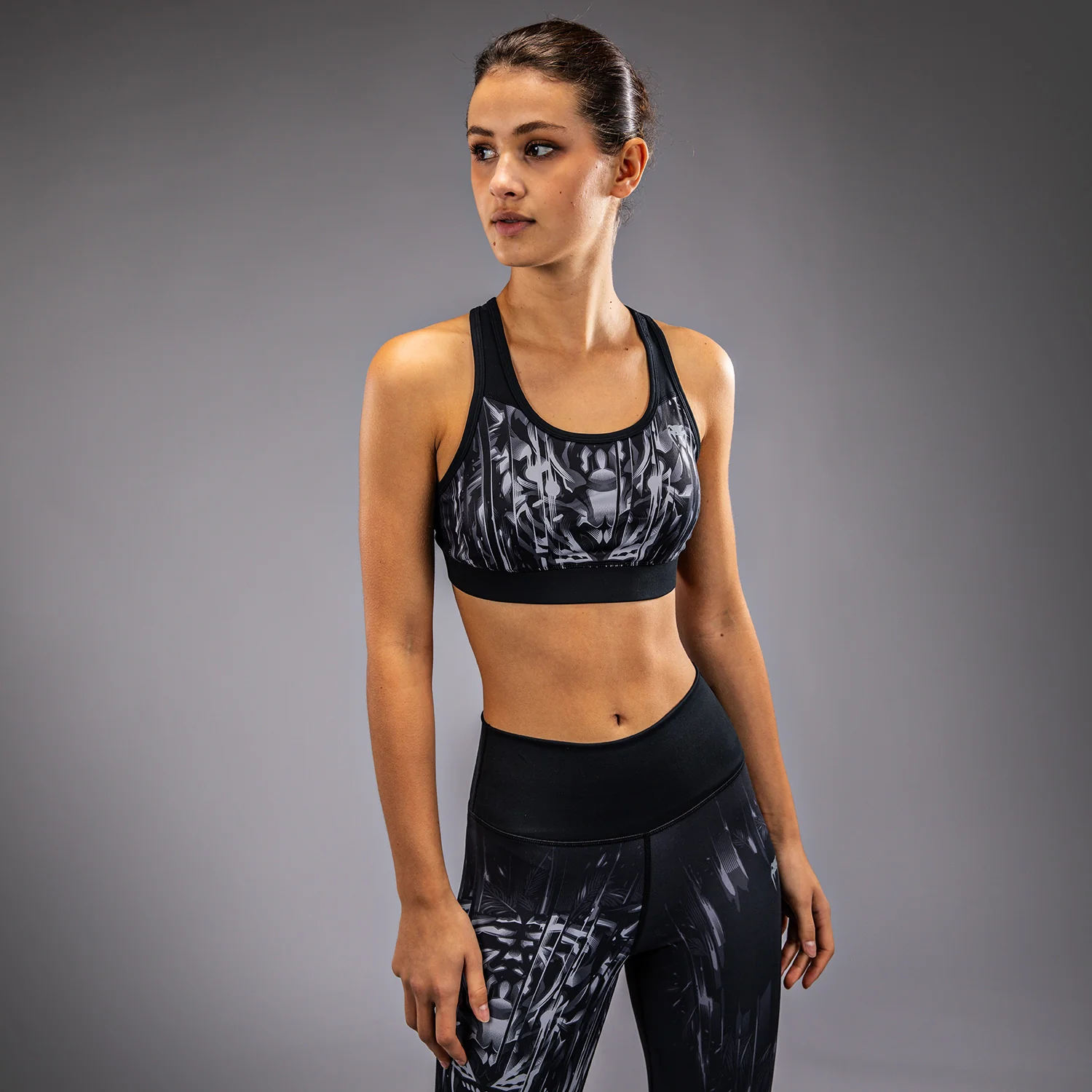 Venum Tiger Women's Sports Bra - Black/Silver - Image 5