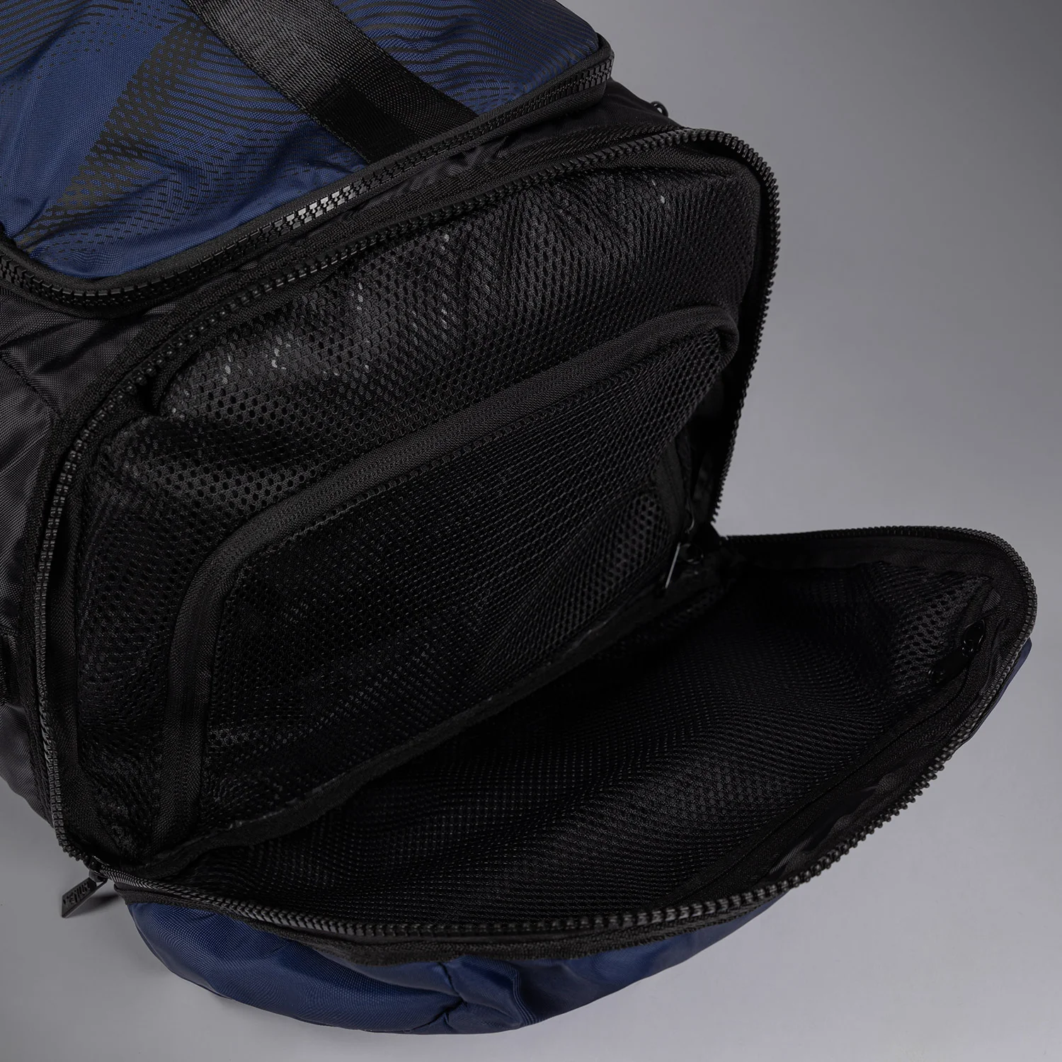 Venum Trainer Hybrid sports bag - Midnight Blue - Image 9