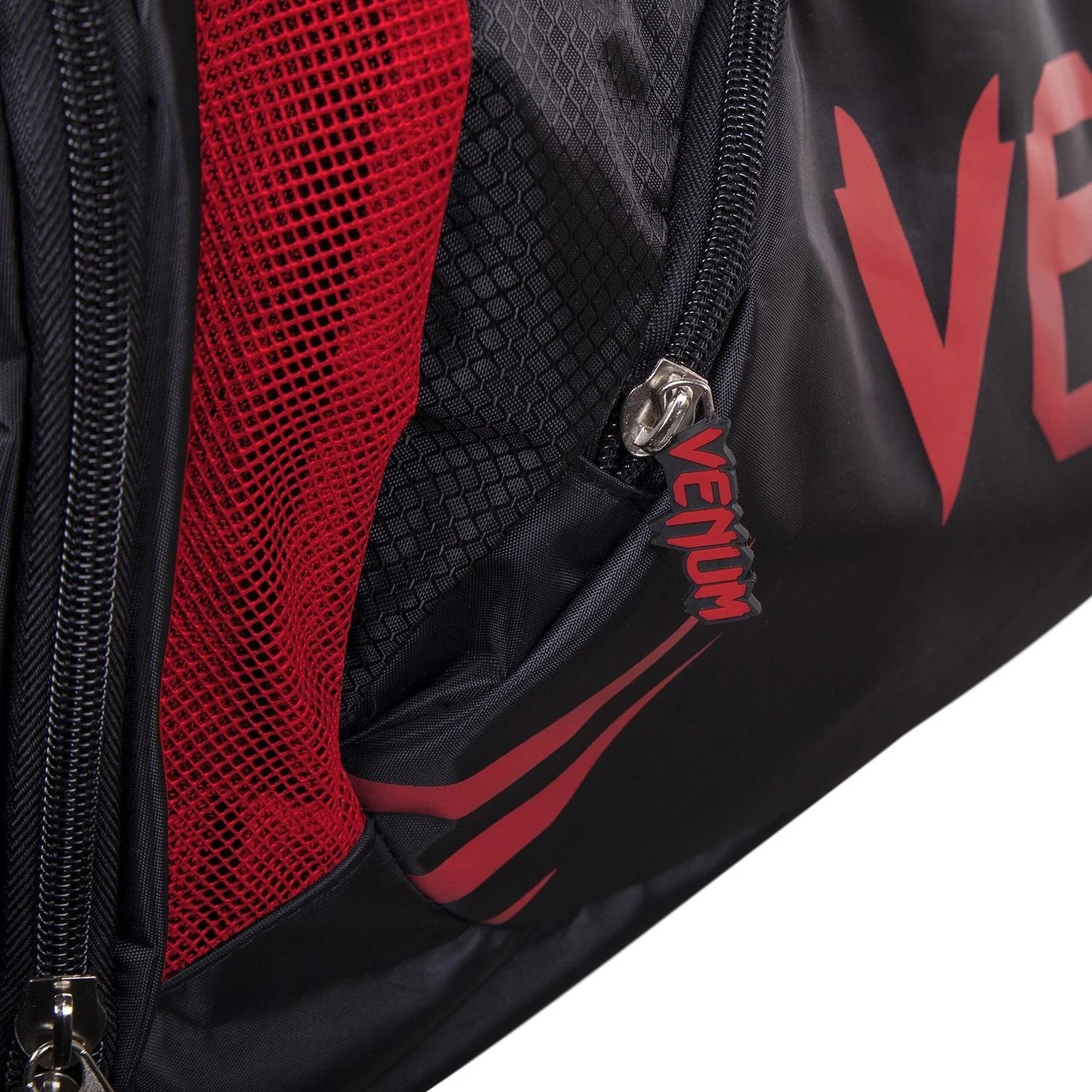 Venum Trainer Lite Sport Bag - Red Devil - Image 2