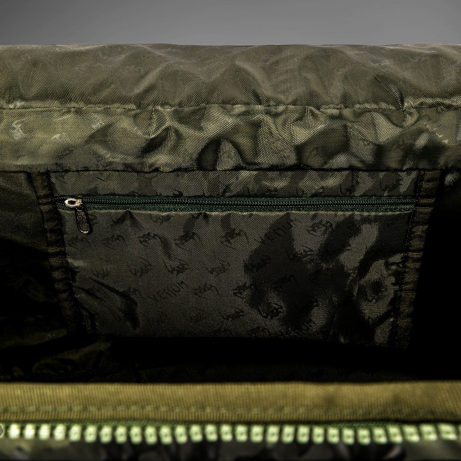 Venum Trainer Lite Sports Bag (48L) - Khaki/Camo - Image 6