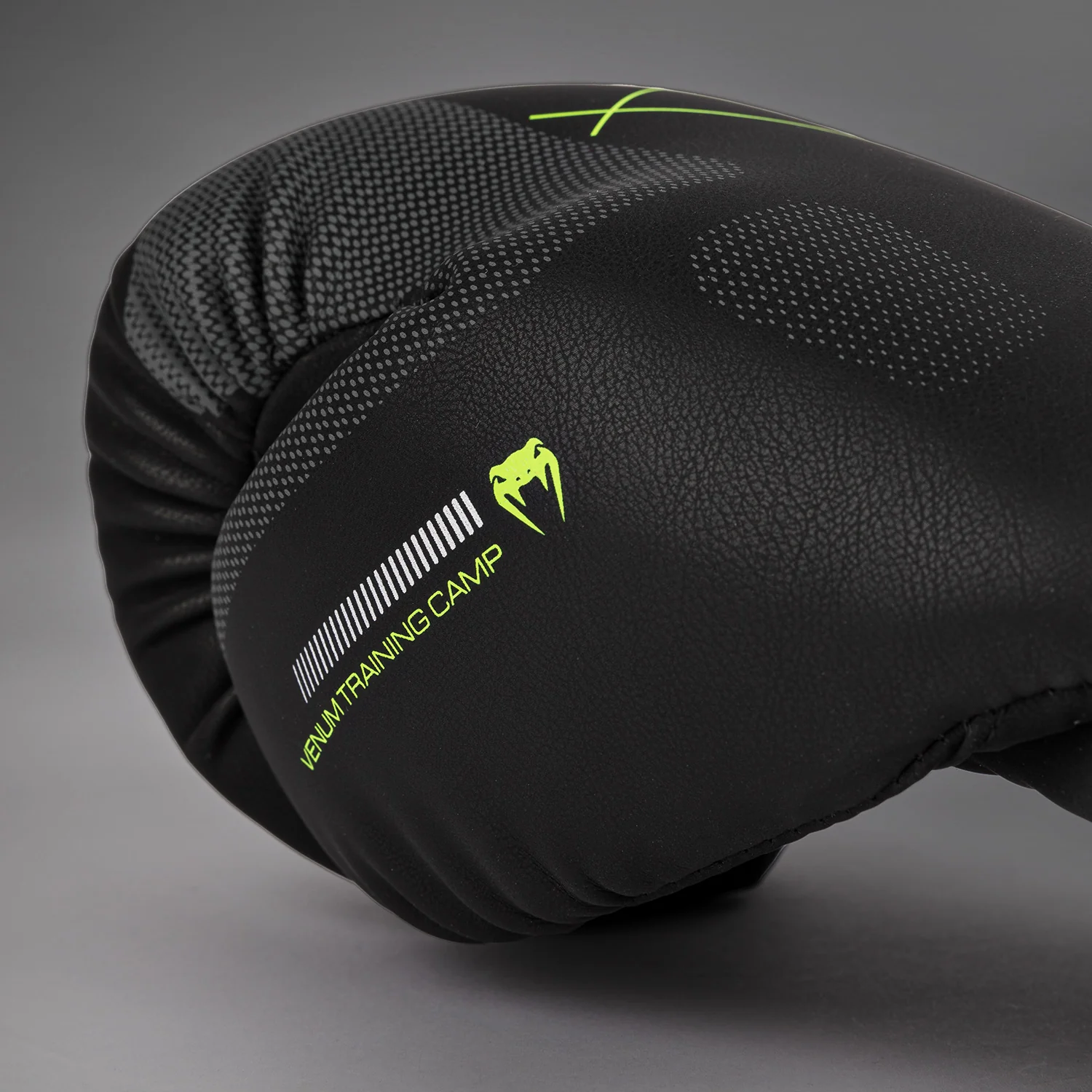 Venum Training Camp 4.0 Boxing Gloves - Black/Neon Green - Image 4