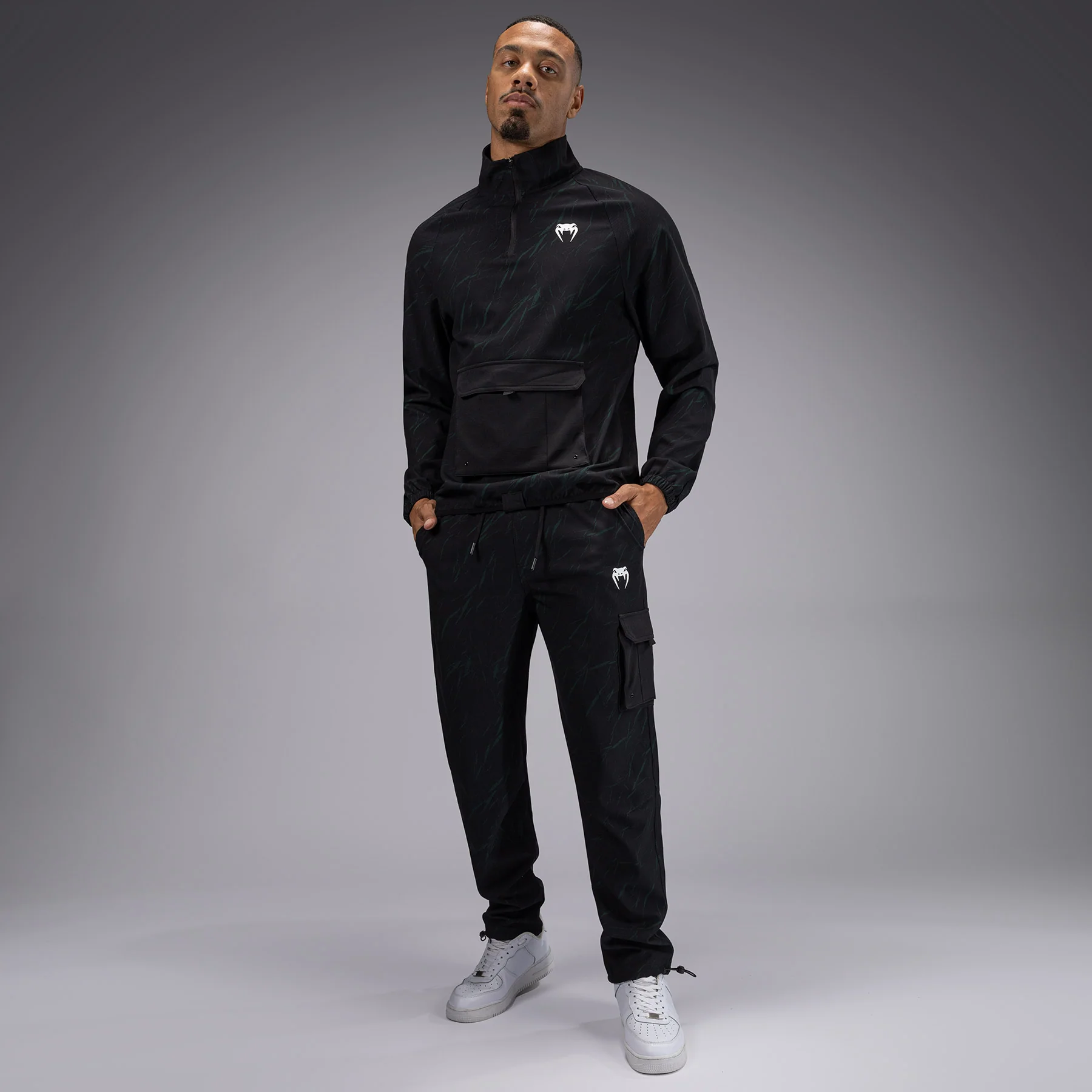 Venum Trooper Men's Half-Zip Jacket - Black/Forest Green - Image 4