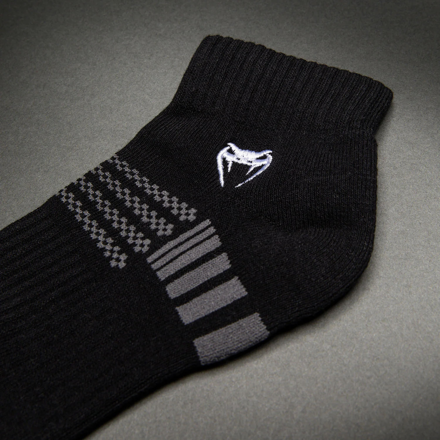 Venum Vector Ankle Socks 3 Pack - Black/Grey - Image 3