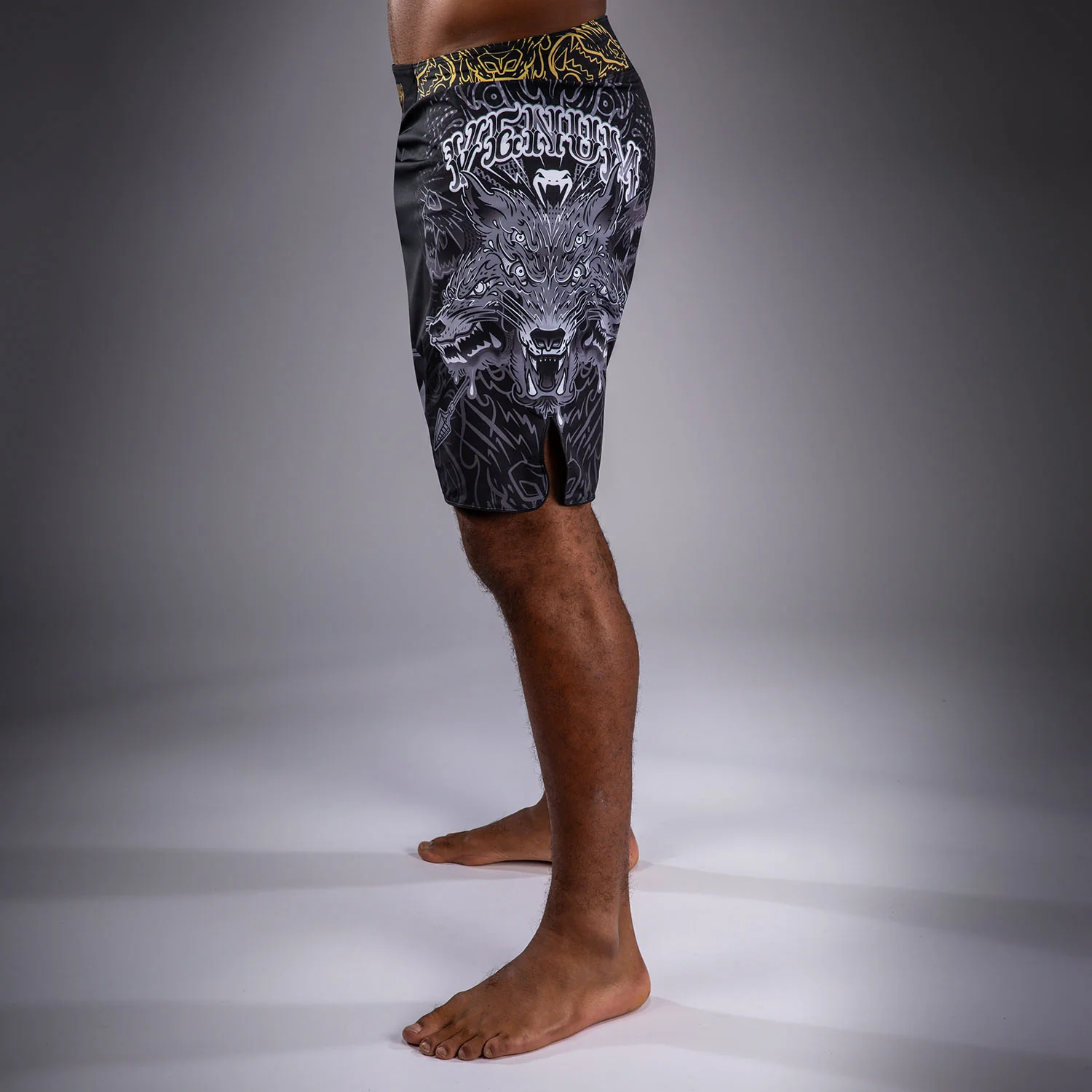 Venum Wolf Atak Fightshorts - Black/Grey - Image 3