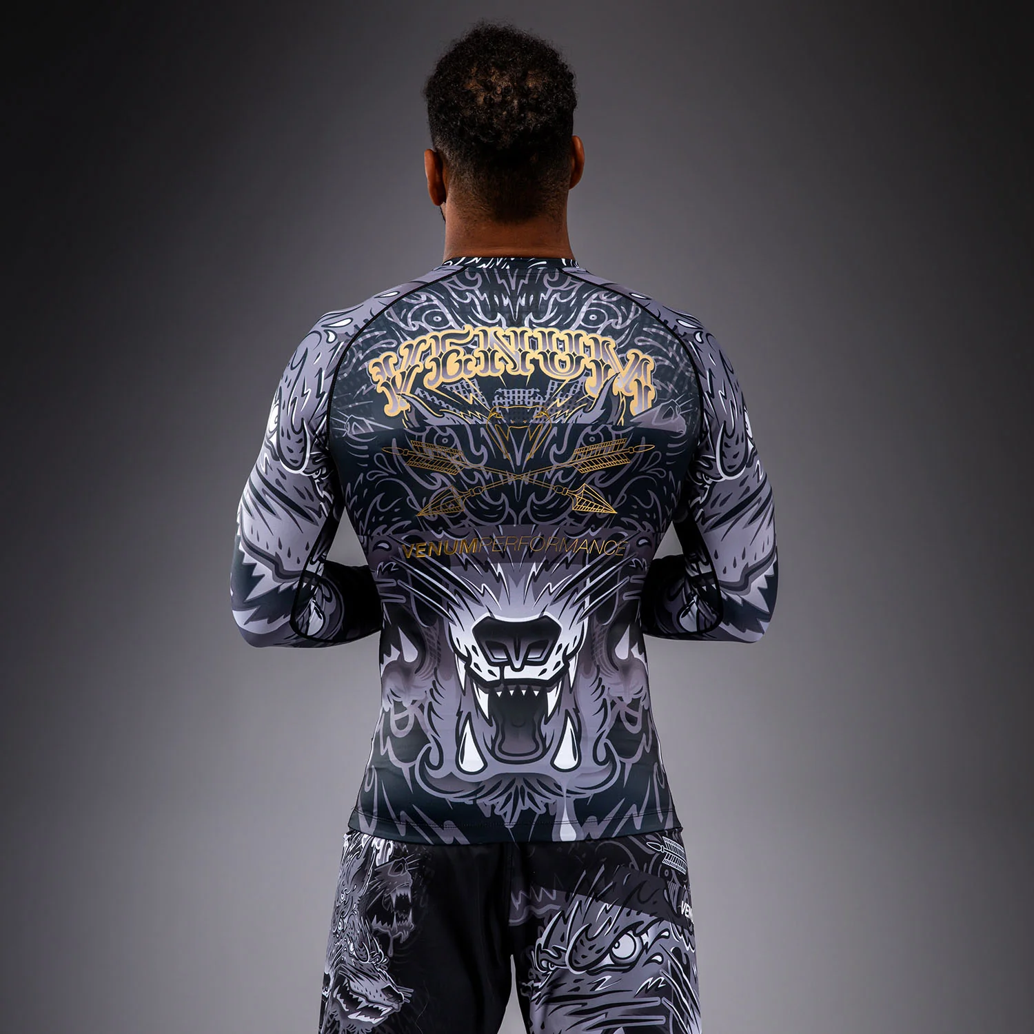 Venum Wolf Atak Long Sleeve Rashguard - Black/Grey - Image 3