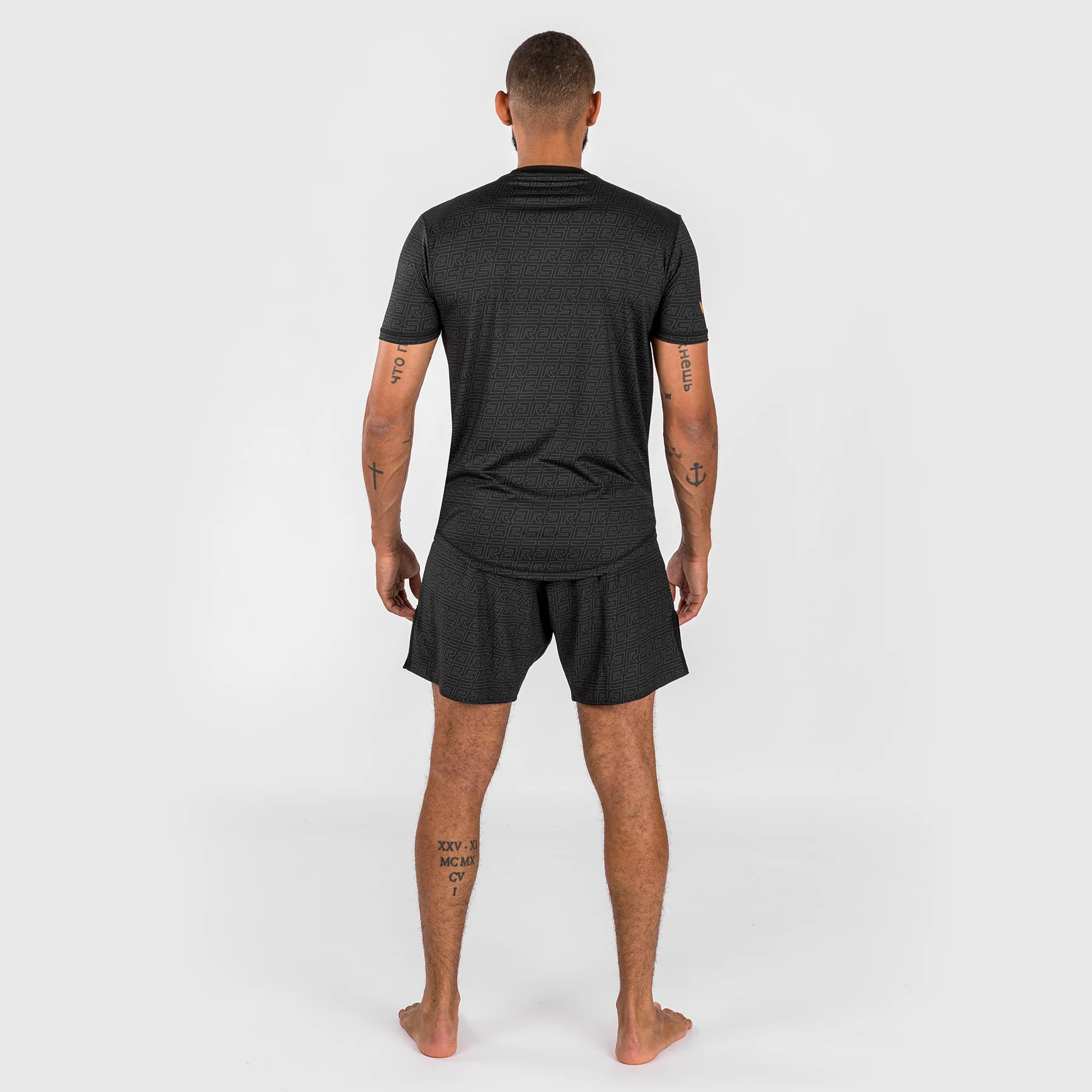 Venum x Ares Men’s Dry-Tech Shirt - Black/Gold - Image 5