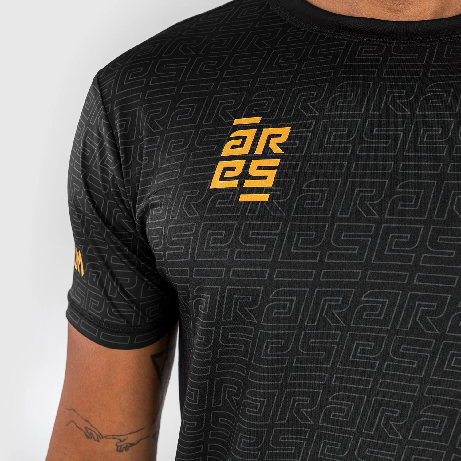 Venum x Ares Men’s Dry-Tech Shirt - Black/Gold - Image 6