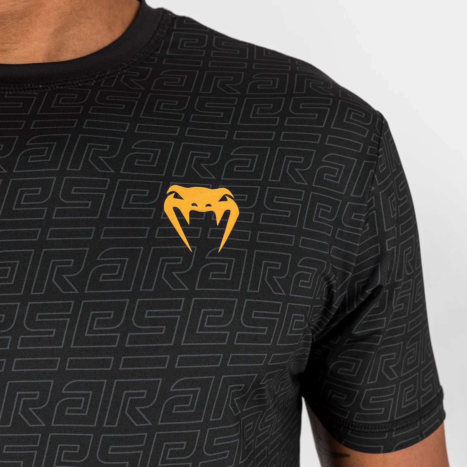 Venum x Ares Men’s Dry-Tech Shirt - Black/Gold - Image 7
