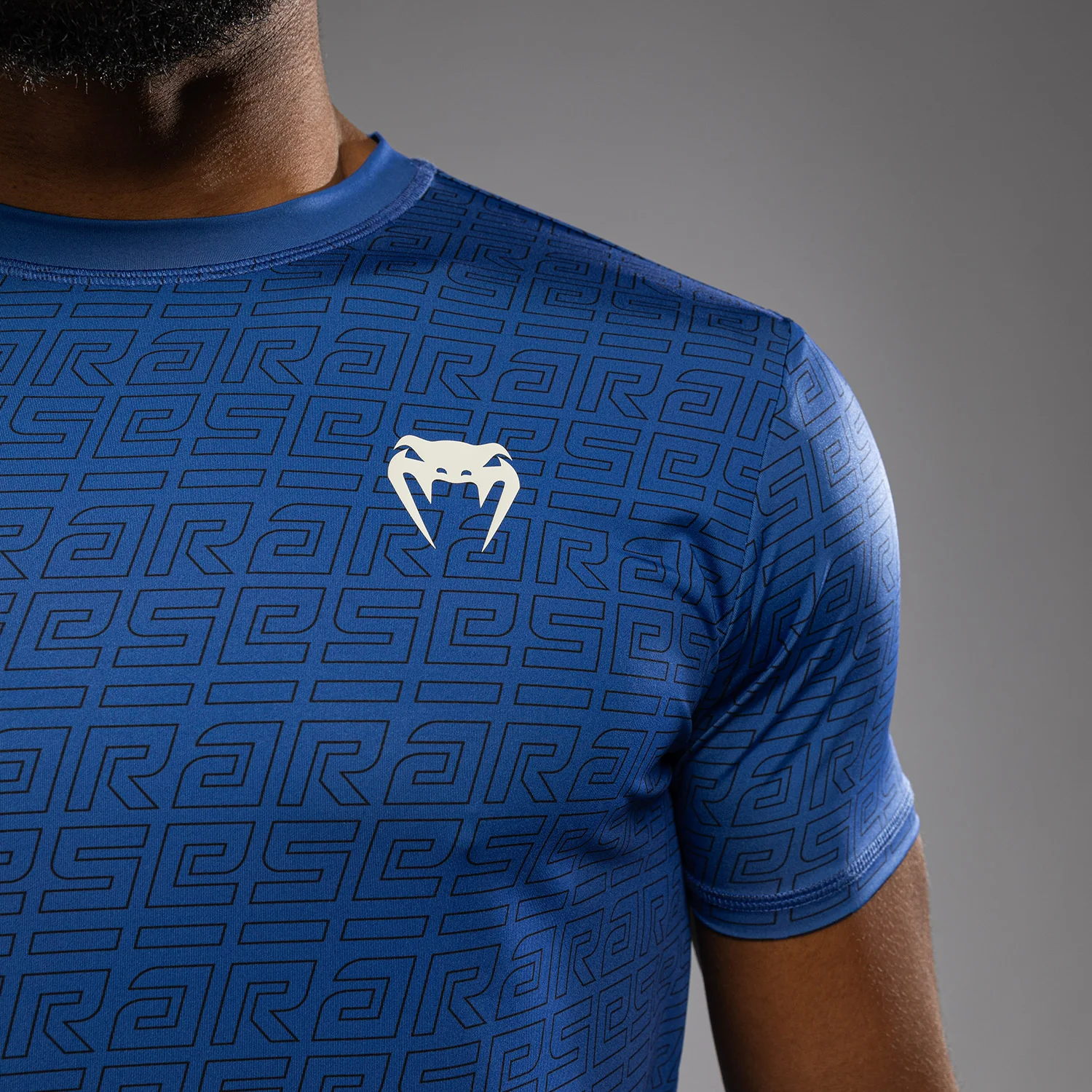 Venum x Ares Men’s Dry-Tech Shirt - Royal Blue - Image 3