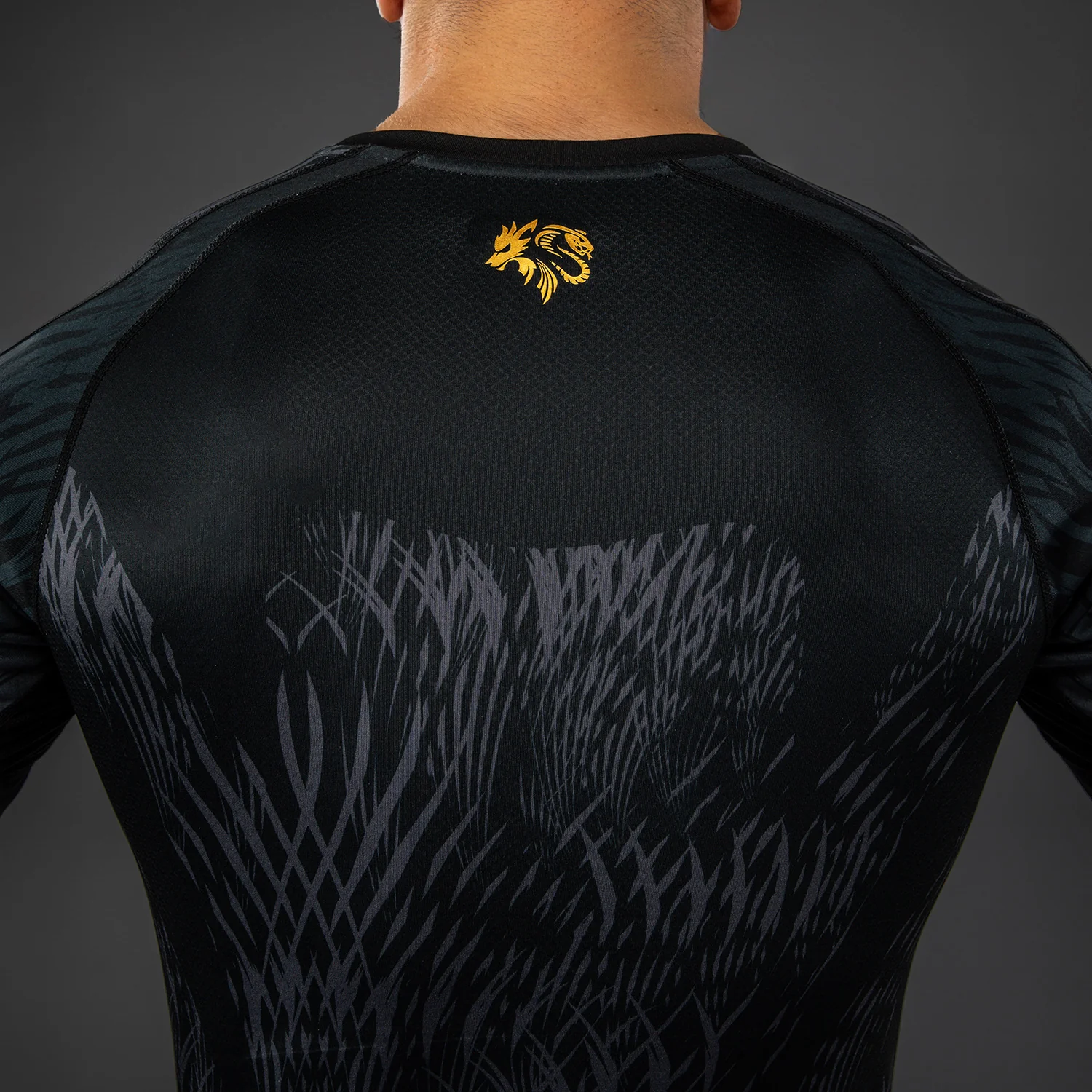 Venum x Chimaev Rashguards - Black/Grey - Image 6