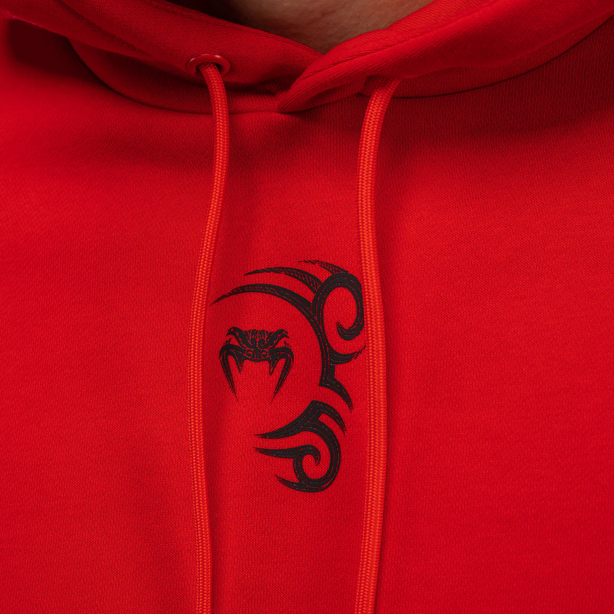 Venum x Mike Tyson Tiger Hoodie - Intense Red/Deep Black - Image 6