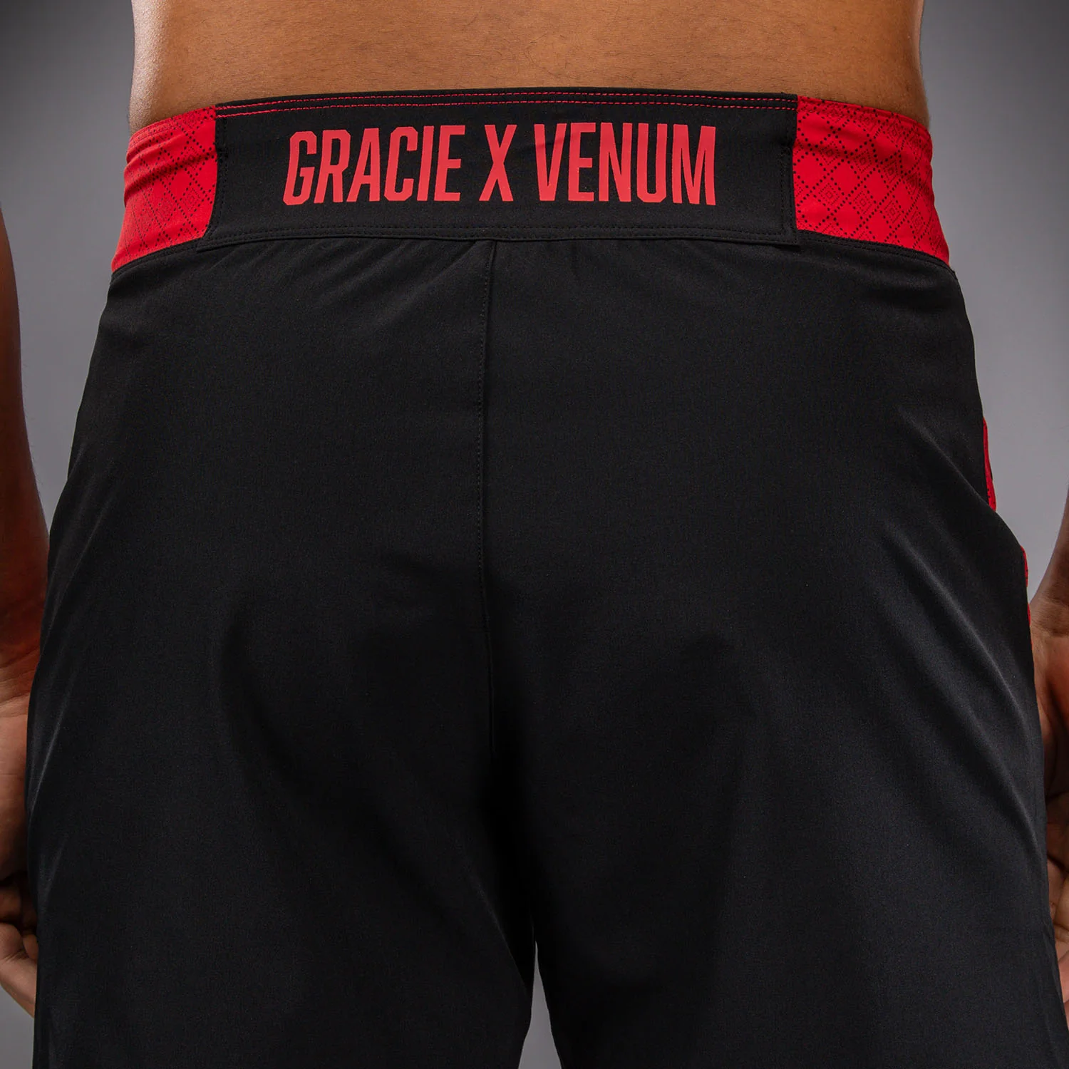 Venum x Roger Gracie Signature Fightshorts - Black/Red - Image 5
