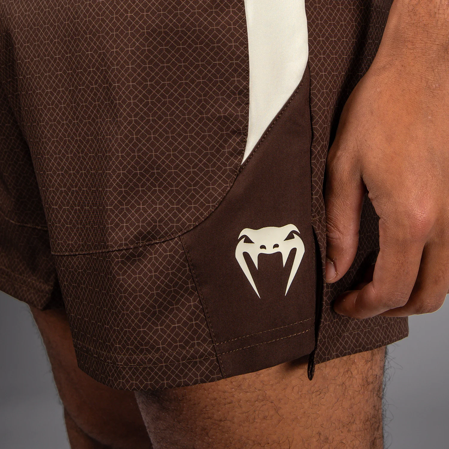 Venum x Roger Gracie Academy Fightshorts - Dark Brown - Image 6